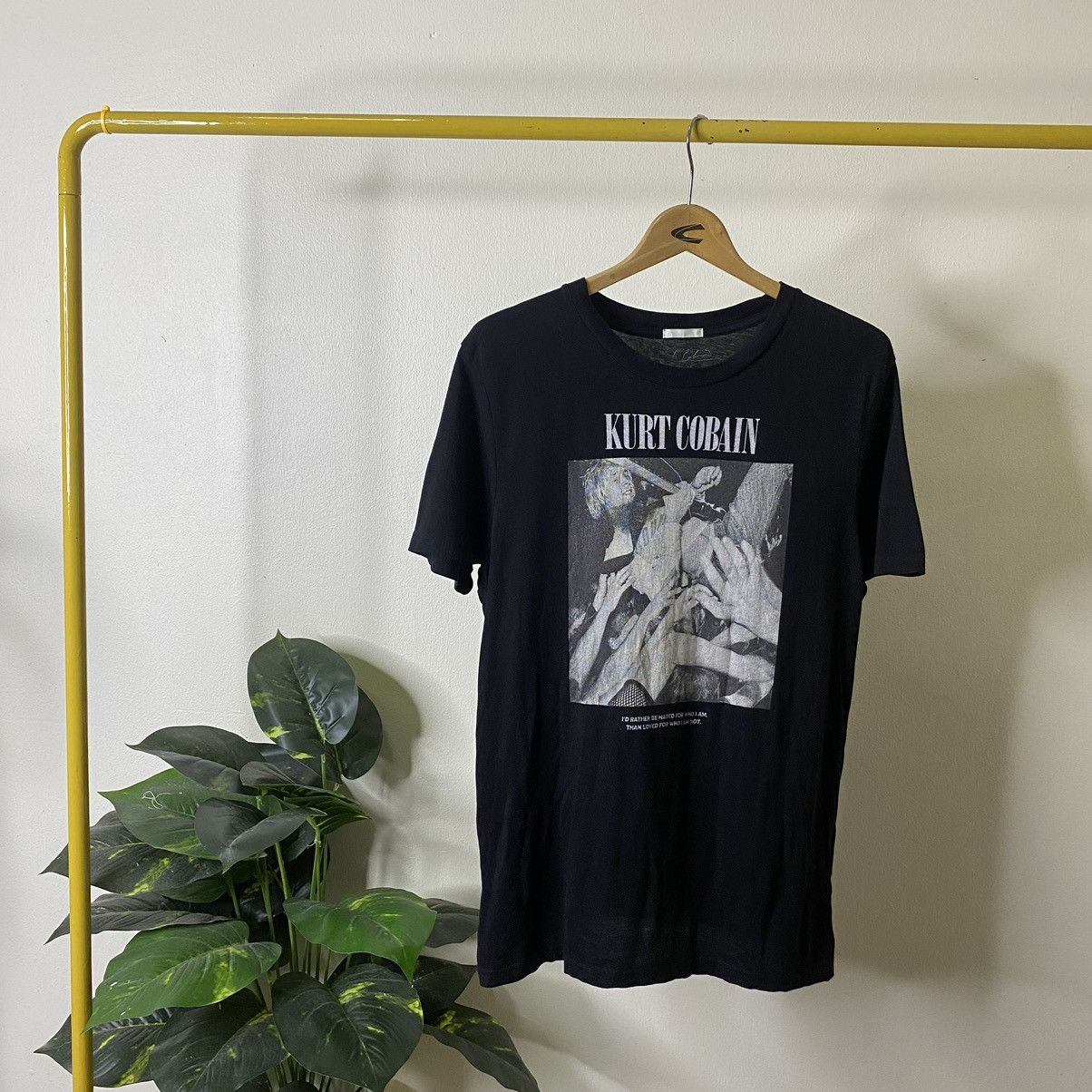 Other GU x Nirvana Kurt Cobain Collaboration Tee Size US S / EU 44-46 / 1 - 1 Thumbnail