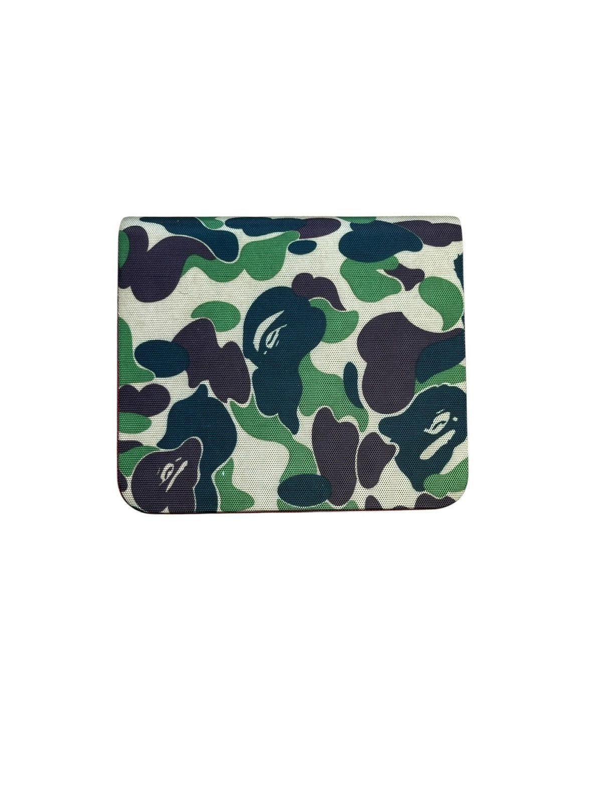 Bape Bape X Swatch London Exclusive Watch Size ONE SIZE - 8 Thumbnail