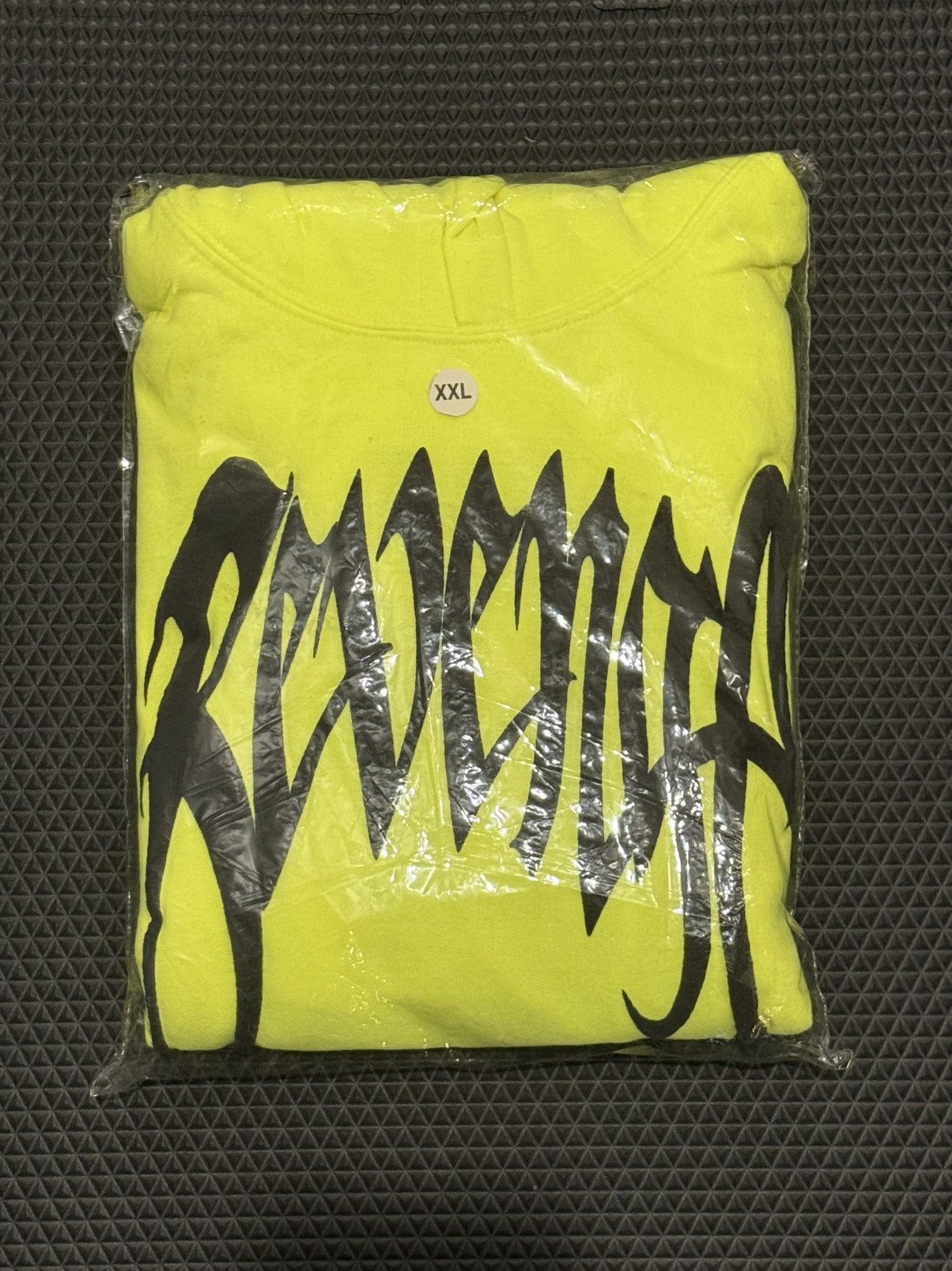 Revenge (DS) (XXL) Revenge XXXTENTACION Neon Kill Hoodie Size US XXL / EU 58 / 5 - 1 Thumbnail