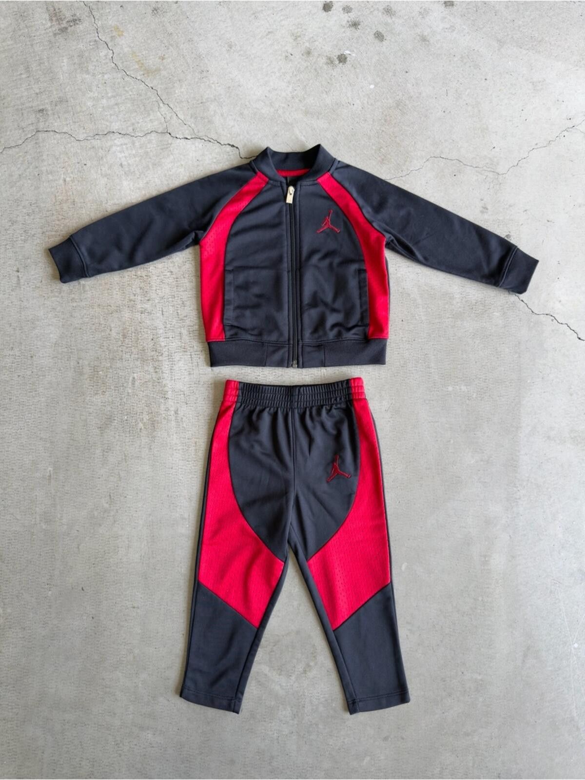 Jordan Brand Jordan / Jumpman 2pc Tracksuit Set / Black Red 18M Size ONE SIZE - 7 Thumbnail