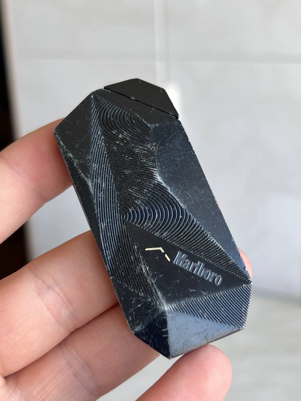 Marlboro ELEGANCE MARLBORO BLACK GEOMETRIC METAL PUNK ROCK LIGHTER Size ONE SIZE - 2 Thumbnail
