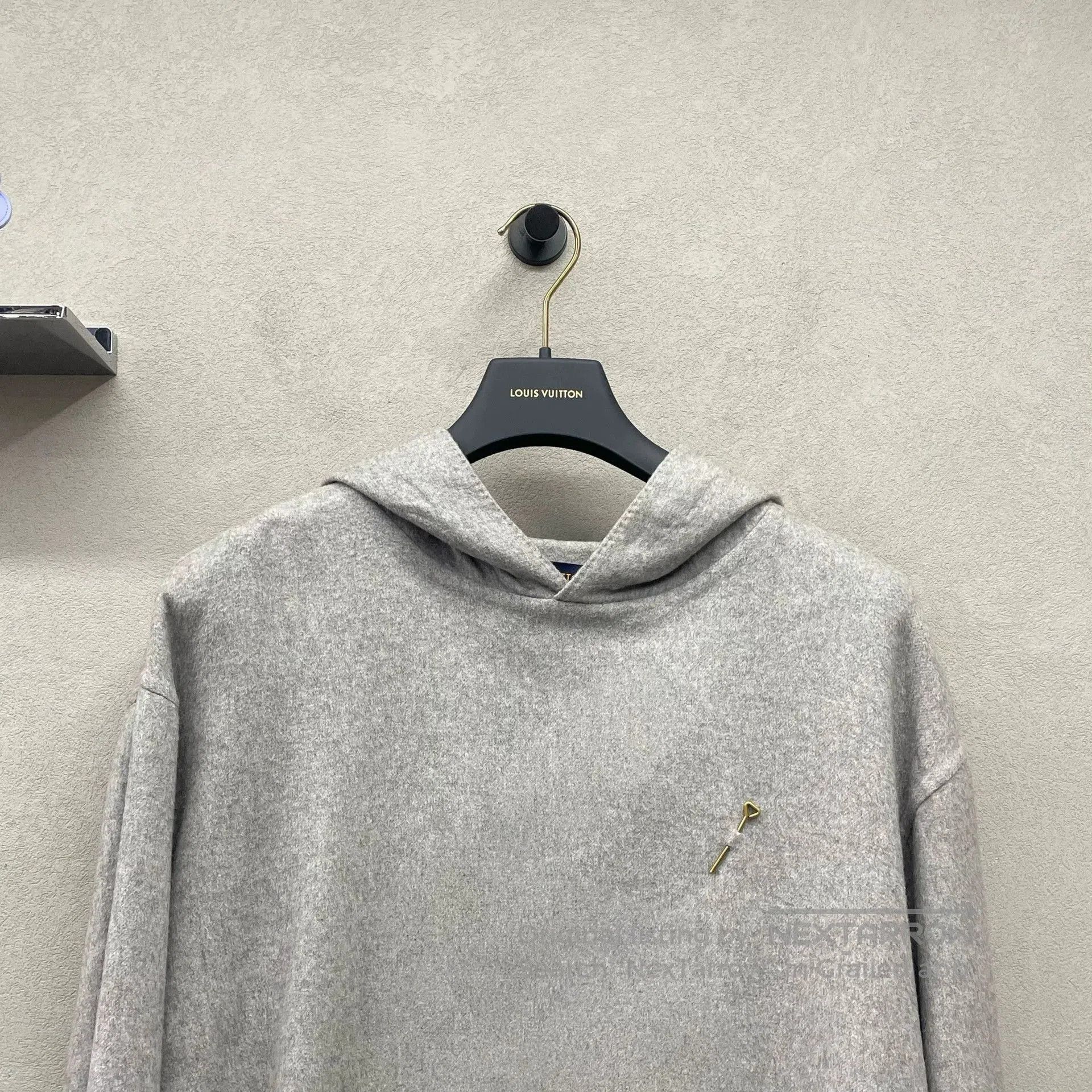 Louis Vuitton gray cashmere hooded sweatshirt size L. Size US L / EU 52-54 / 3 - 4 Thumbnail