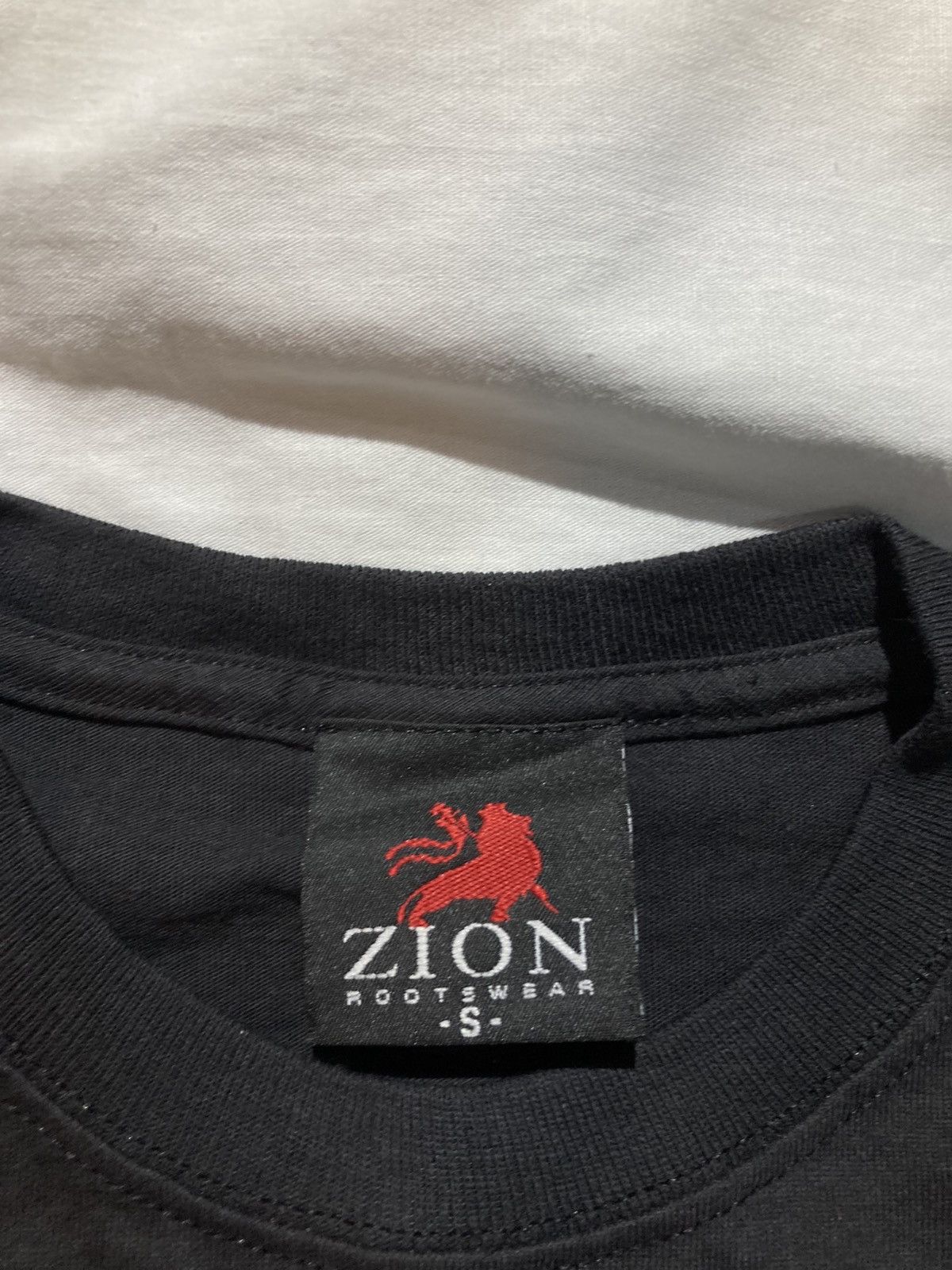 Zion Rootswear 2004 Zion Roots Wear Bob Marley “Natty Dreads” T-shirt, Size US S / EU 44-46 / 1 - 4 Thumbnail