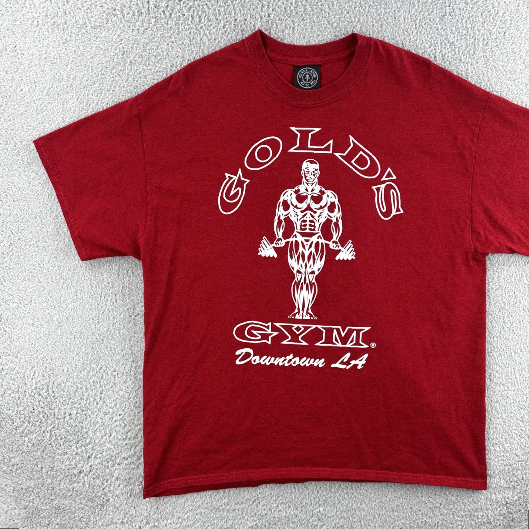 Vintage VINTAGE Gold's Gym Downtown LA Men’s XL Red T Shirt USA Graphic Print Crew Neck Short Sleeve Cotton Knit Regular Fit Sports 90s Boys/Girls Mens Womens Size US XL / EU 56 / 4 - 3 Thumbnail