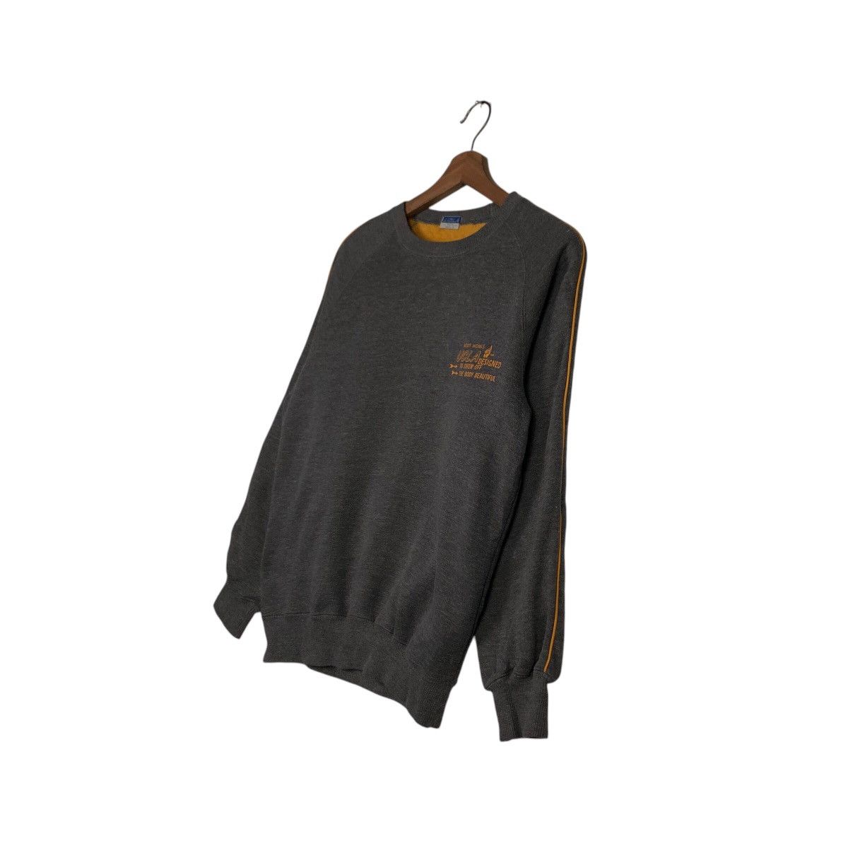 Japanese Brand 📌Vintage Sweatshirt UCLA Big Logo Design Size US S / EU 44-46 / 1 - 3 Thumbnail