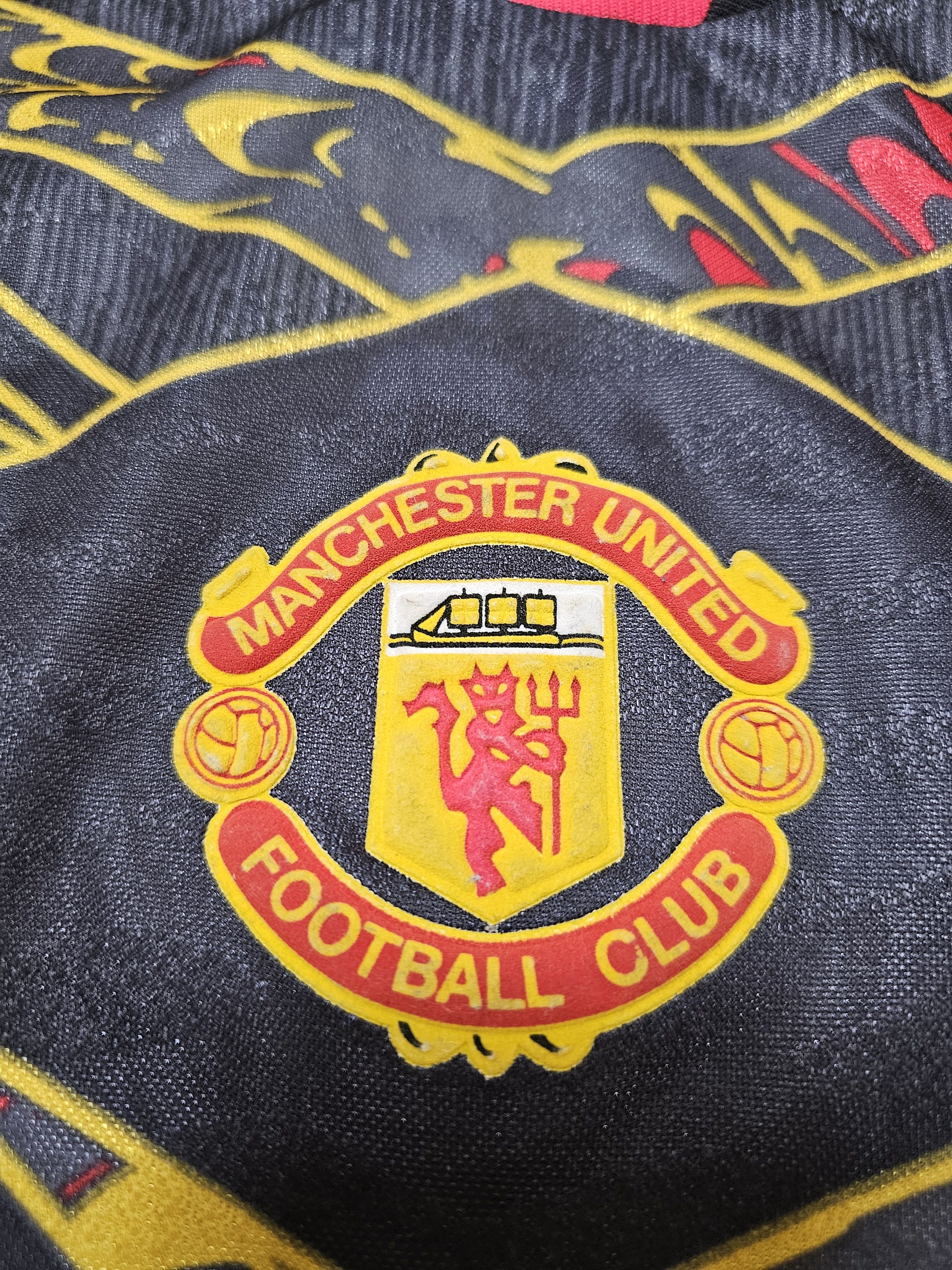 All Sport MANCHESTER UNITED 1992 1994 VINTAGE FOOTBALL SOCCER JERSEY Size US M / EU 48-50 / 2 - 4 Thumbnail