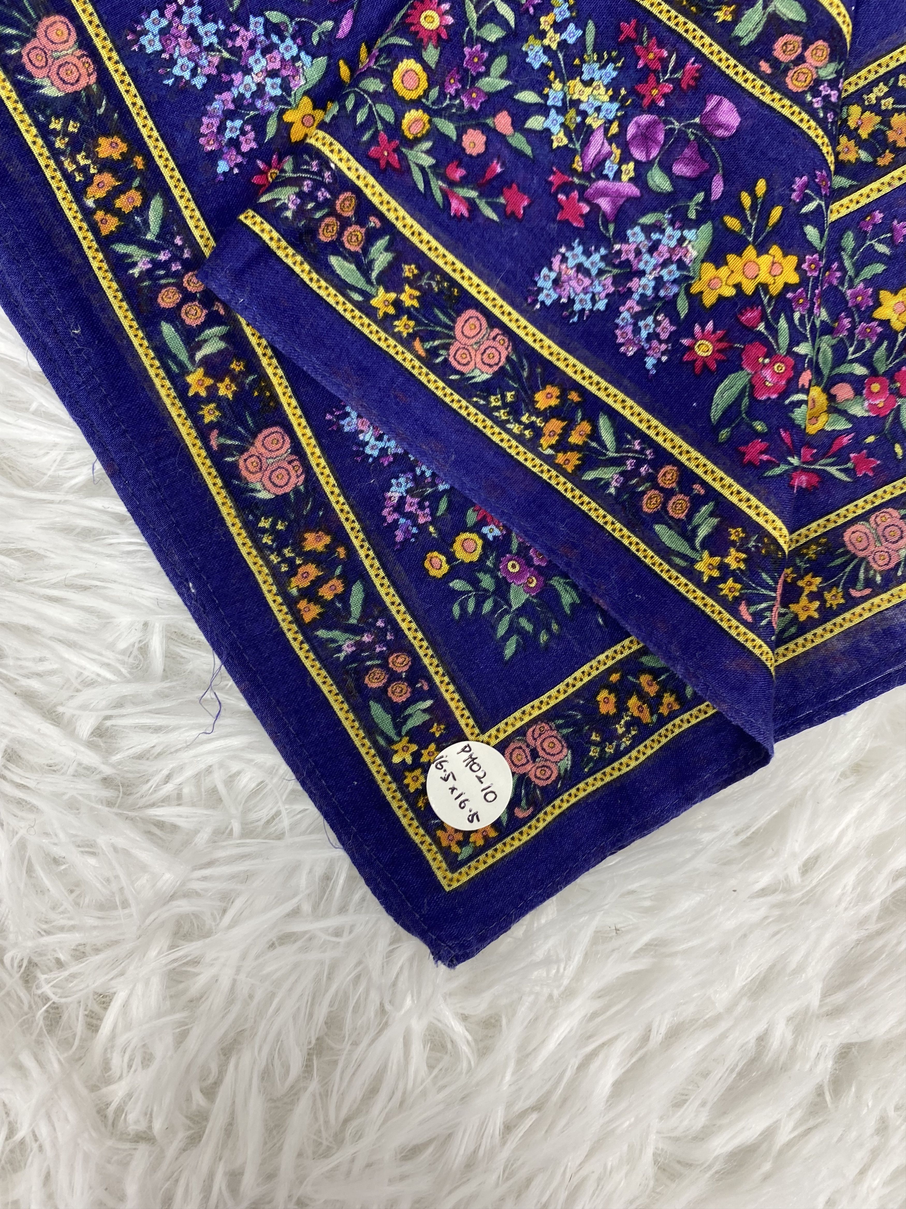 Kenzo Vintage Kenzo Handkerchief Neckerchief PH0209 Size ONE SIZE - 2 Thumbnail