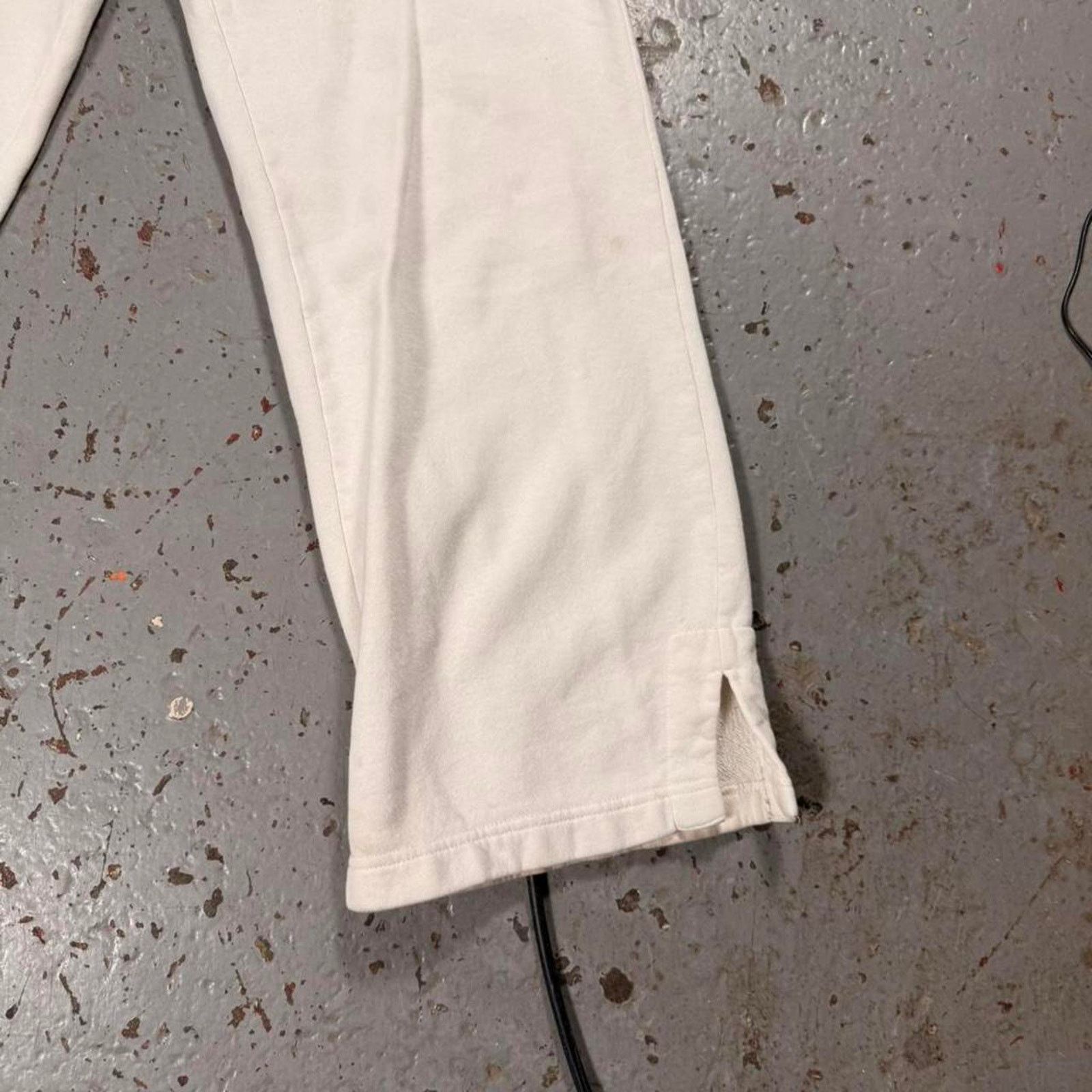 Nike Womens Vintage Nike cream flare sweatpants Size 24" / US 00 / IT 34 - 3 Thumbnail