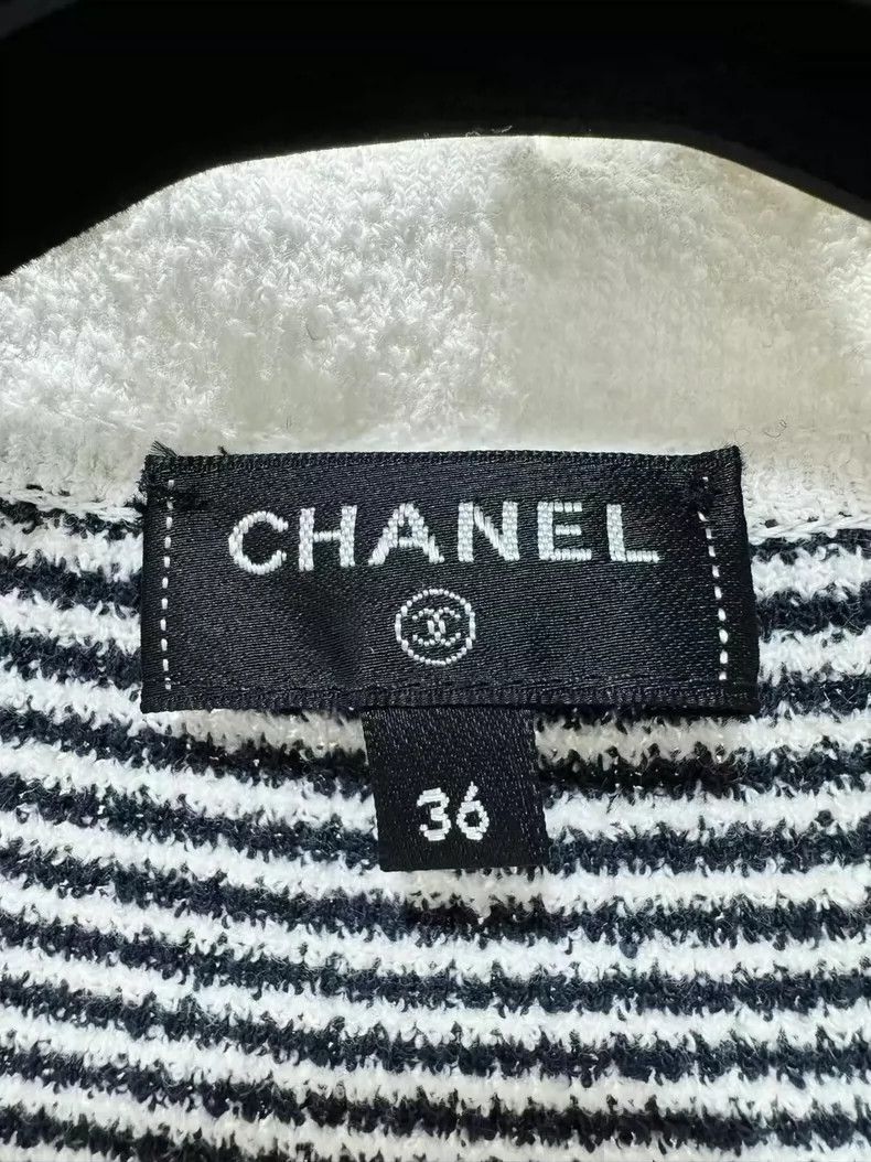 Chanel Chanel 23 Early Spring Vacation Series Black and White Str Size XS / US 0-2 / IT 36-38 - 5 Thumbnail