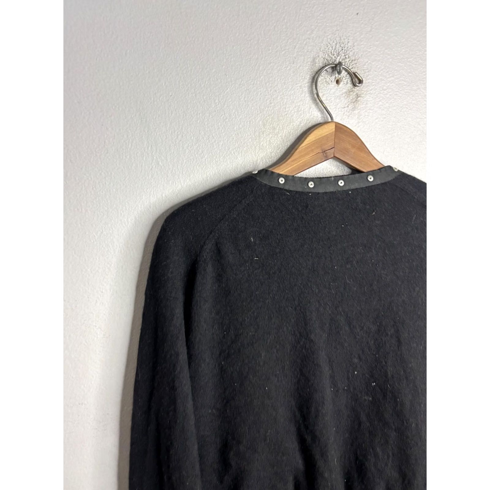 Vintage VINTAGE Embellished Cashmere Cardigan Sweater Womens M Black Lace Rhinestone Jewel VTG Size M / US 6-8 / IT 42-44 - 6 Thumbnail