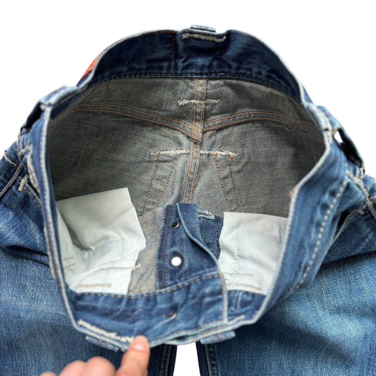 Levi's INSANE 1 of 1 Red Tab Levi’s engineered jeans buckleback y2k Size US 31 - 12 Thumbnail