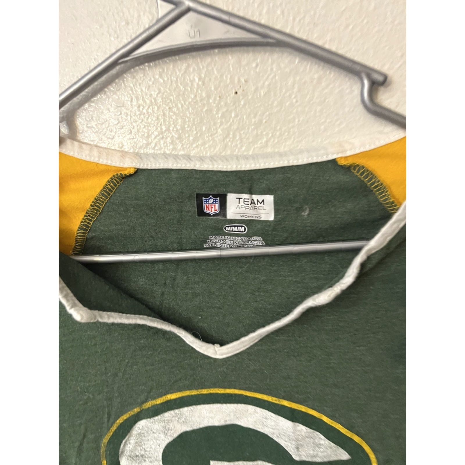 NFL V-Neck T-Shirt NFL Green Bay Packers Women's Logo Tee M Team Apparel Green Cotton Polyester Blend Short Sleeve Vintage: No Size M / US 6-8 / IT 42-44 - 2 Thumbnail