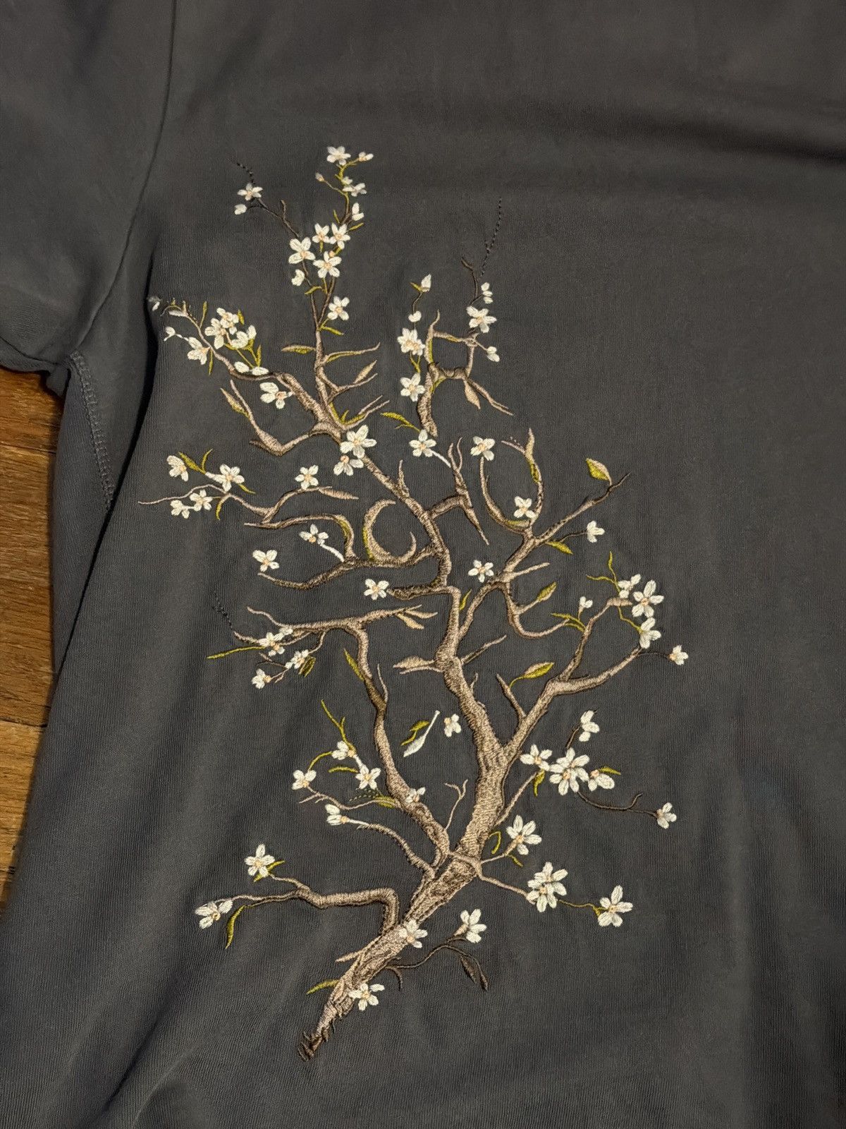 Derschutze Derschutze blossom tee Size US M / EU 48-50 / 2 - 2 Thumbnail