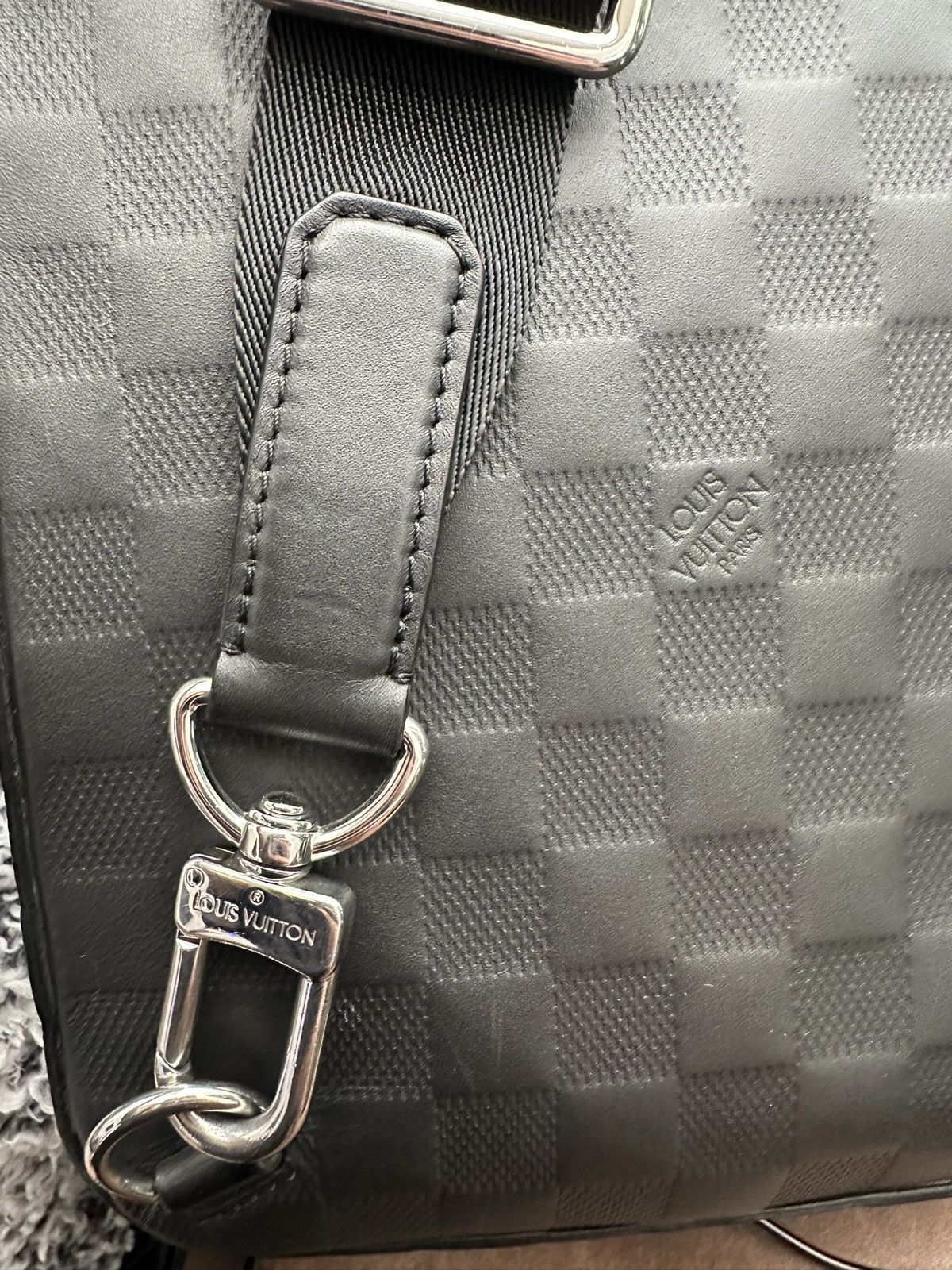 Louis Vuitton Louis Vuitton Avenue Sling Size ONE SIZE - 3 Thumbnail
