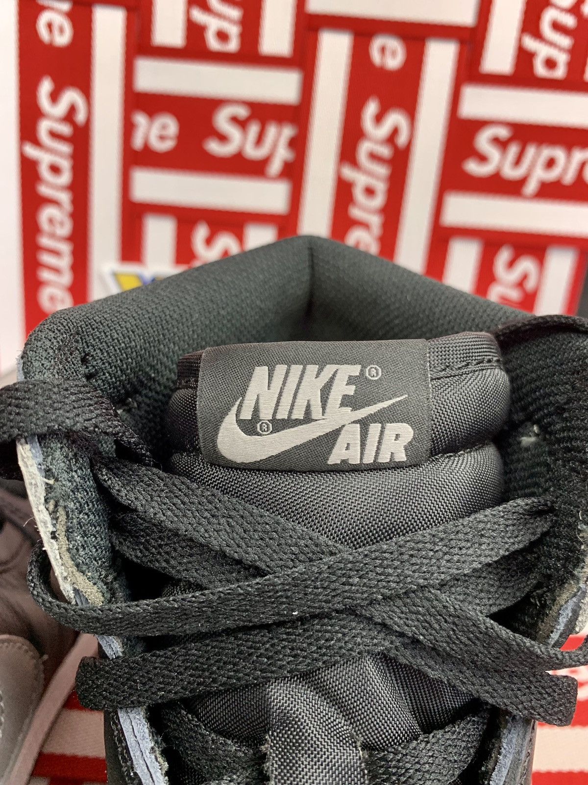 Jordan Brand × Nike Jordan 1 Retro High Shadow (2018) Size 11 Size US 11 / EU 44 - 7 Thumbnail
