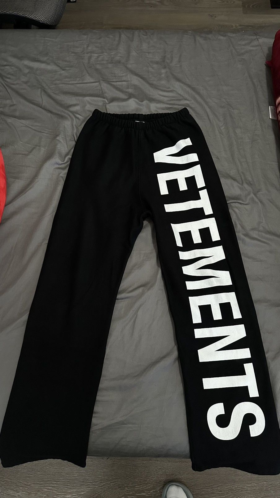 Vetements VETEMENTS XS Logo Sweats (SOLD) Size US 28 / EU 44 - 1 Thumbnail
