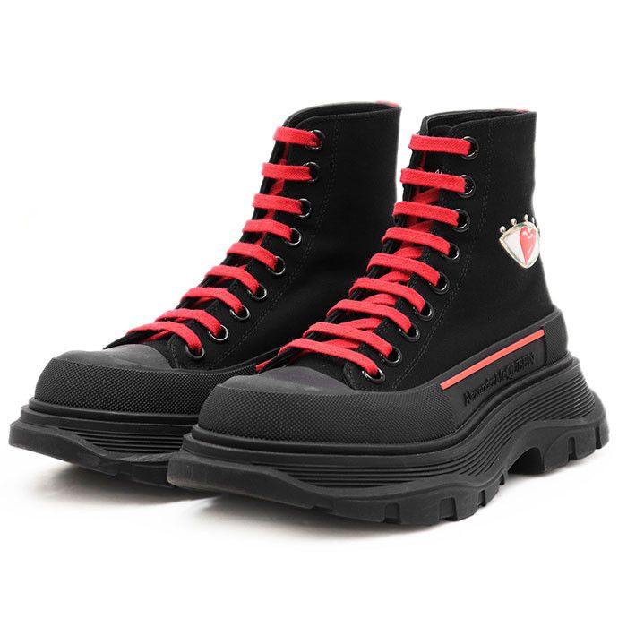 oc11z0825 Eden Handkerchief Dress in Multicolor