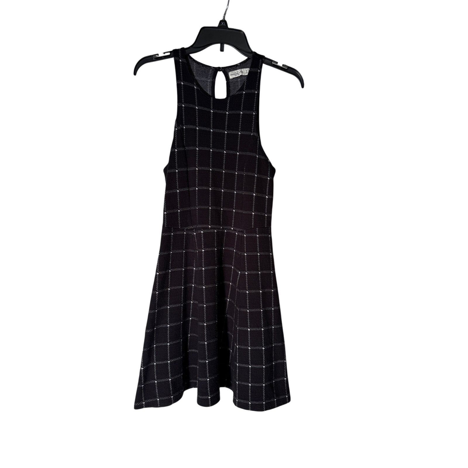 Abercrombie & Fitch Abercrombie and Fitch Jumper Size 4 Black White Plaid Size S / US 4 / IT 40 - 1 Thumbnail