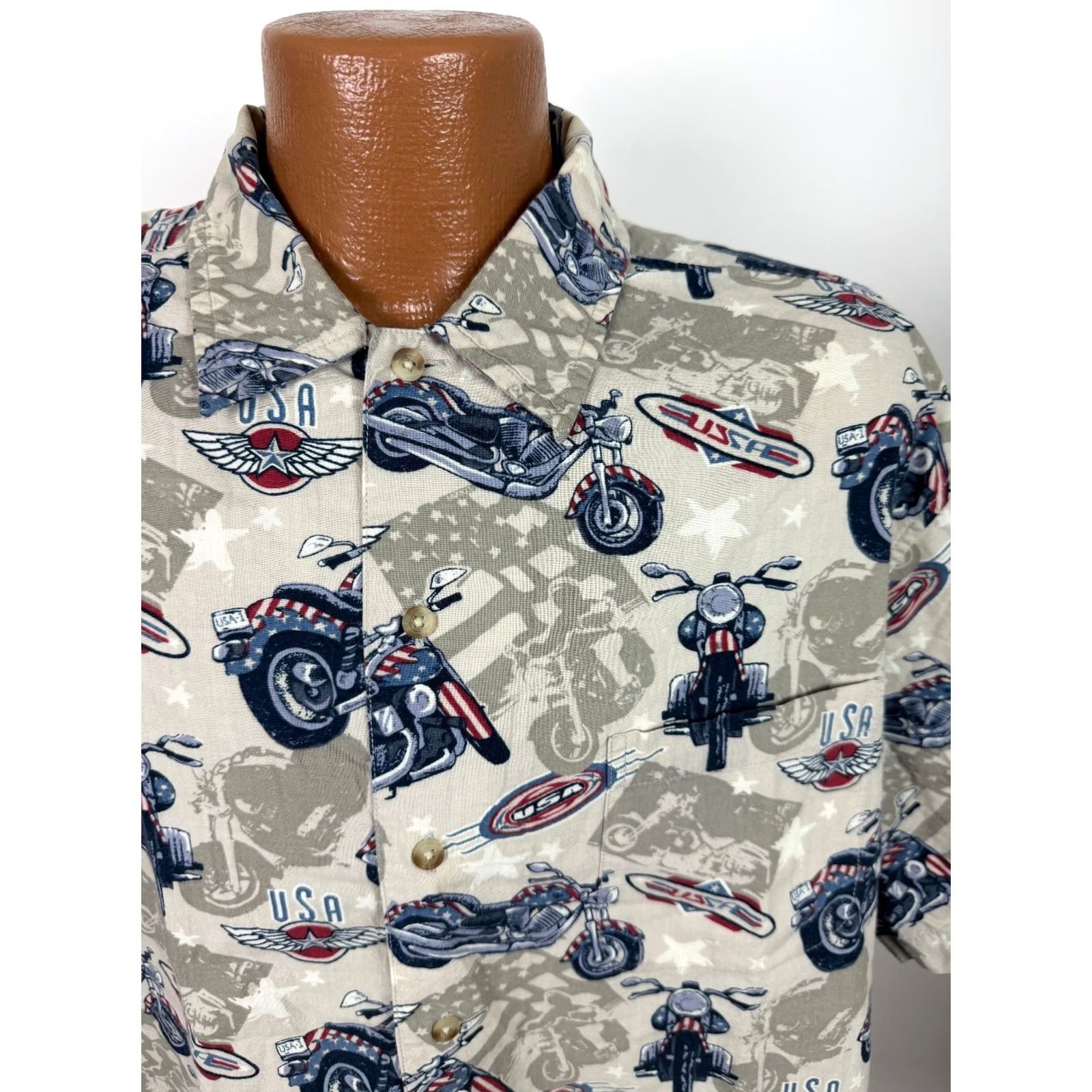 Croft & Barrow VINTAGE Croft & Barrow Motorcycle Shirt Men L Beige Short Sleeve Button-Up 90s Biker American Flag Casual Vintage 90s Men L Shirts Size US L / EU 52-54 / 3 - 3 Thumbnail