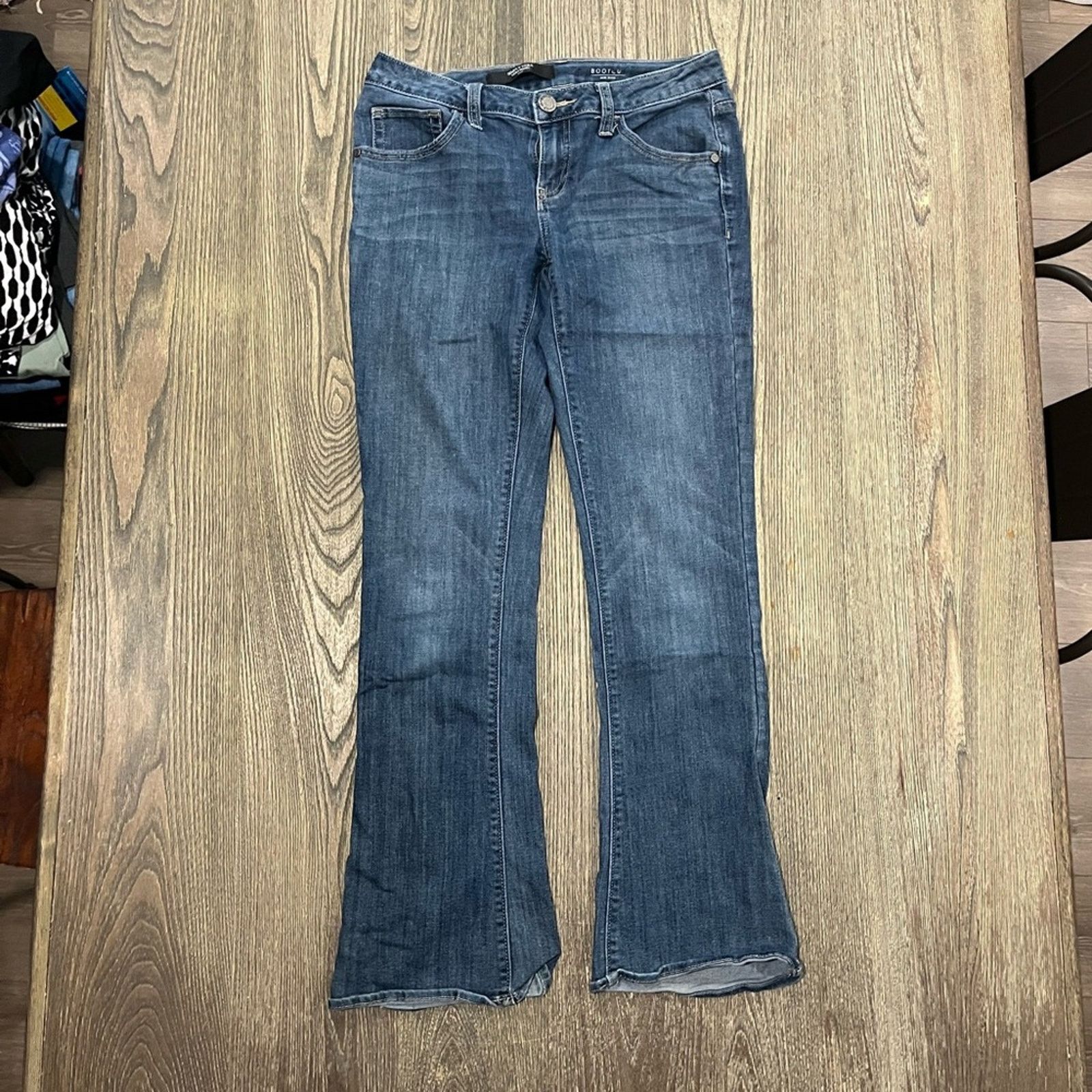 Vintage Simply Vera Wang Jeans Bootcut Mid Rise Medium Wash Size 2 Size 26" / US 2 / IT 38 - 1 Thumbnail
