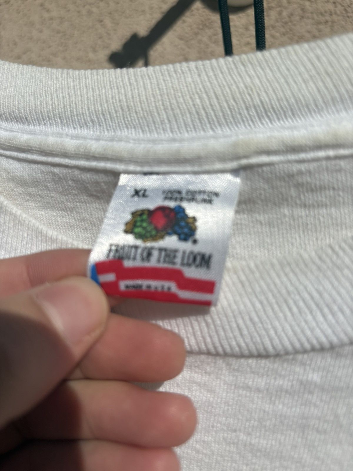Fruit Of The Loom Vintage 1990 Earth Day T-Shirt Size US XL / EU 56 / 4 - 2 Thumbnail