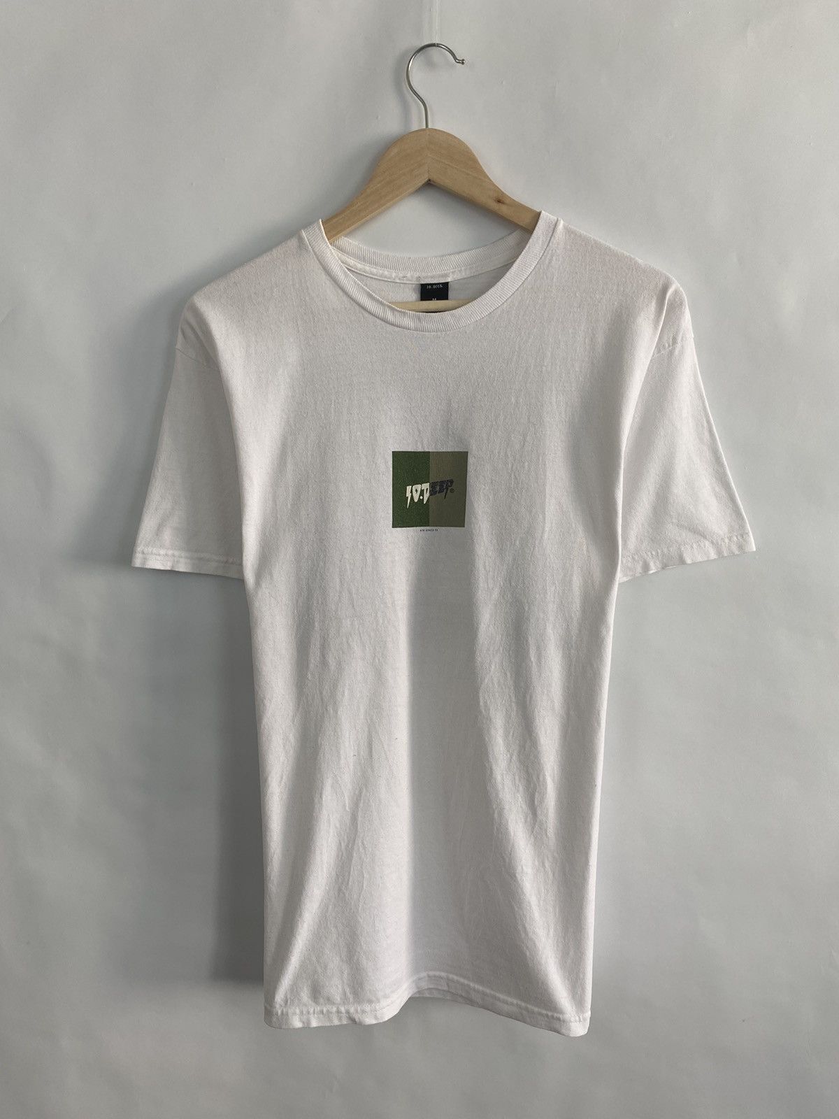 10 Deep 🇺🇸 Vintage Y2K 10 Deep Skateboarding T-Shirt Rare Retro Size US M / EU 48-50 / 2 - 7 Thumbnail