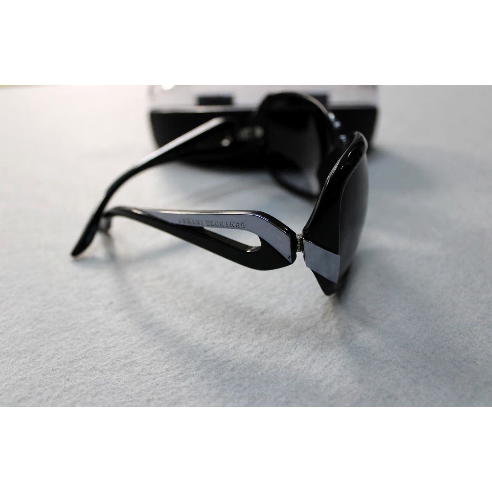 Armani Exchange VINTAGE Armani Exchange Sunglasses Womens Black Oversized Butterfly 54-18 Case Size ONE SIZE - 3 Thumbnail