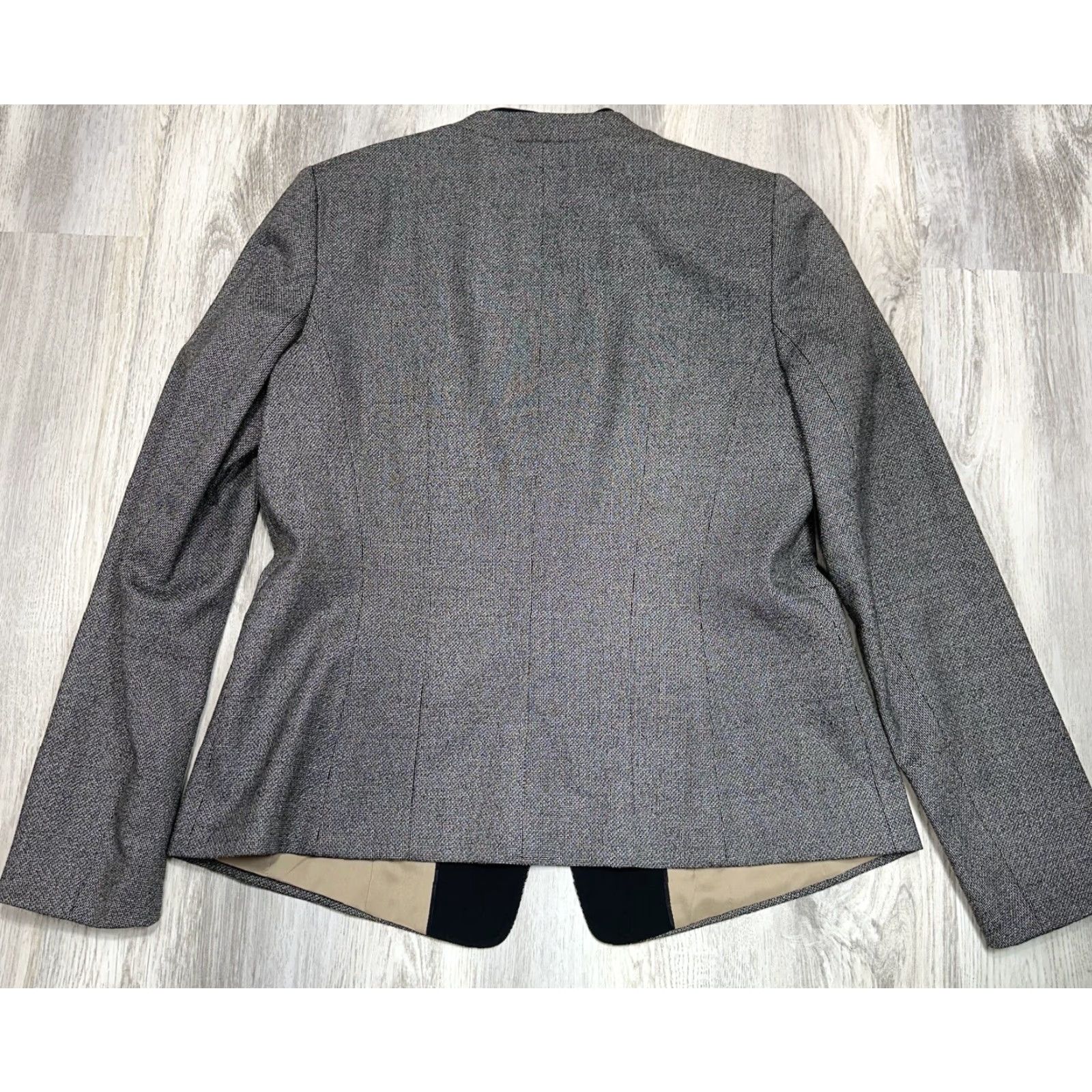 Vintage VINTAGE Lafayette 148 New York Brownish Gray Wool Silk Tweed Suit Jacket Blazer Womens Sz 8 Size M / US 6-8 / IT 42-44 - 4 Thumbnail