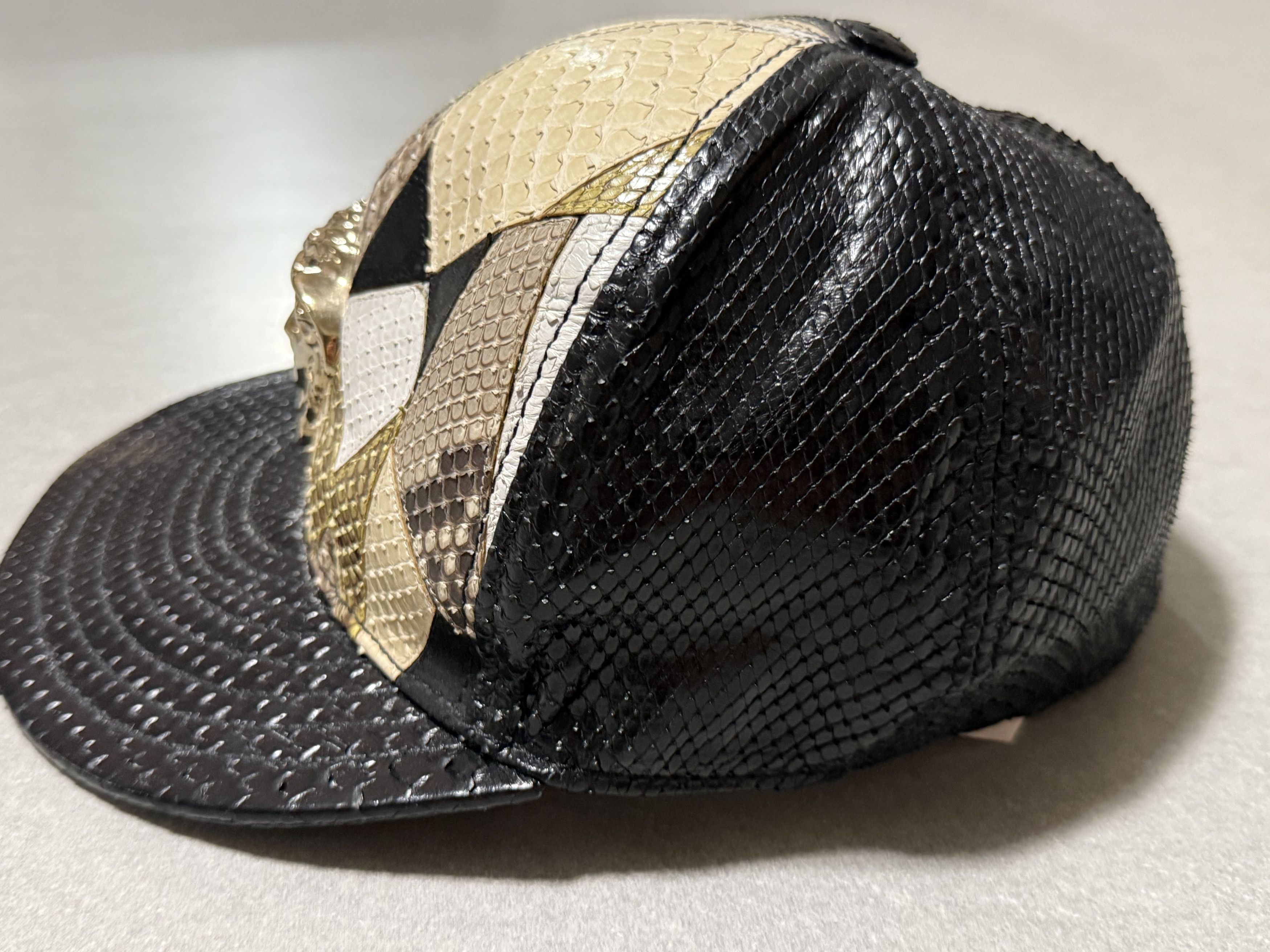 Versace VERSACE PYTHON BASEBALL HAT 6 5/8 SIZE XS MENS/ MED YOUTH Size ONE SIZE - 5 Thumbnail