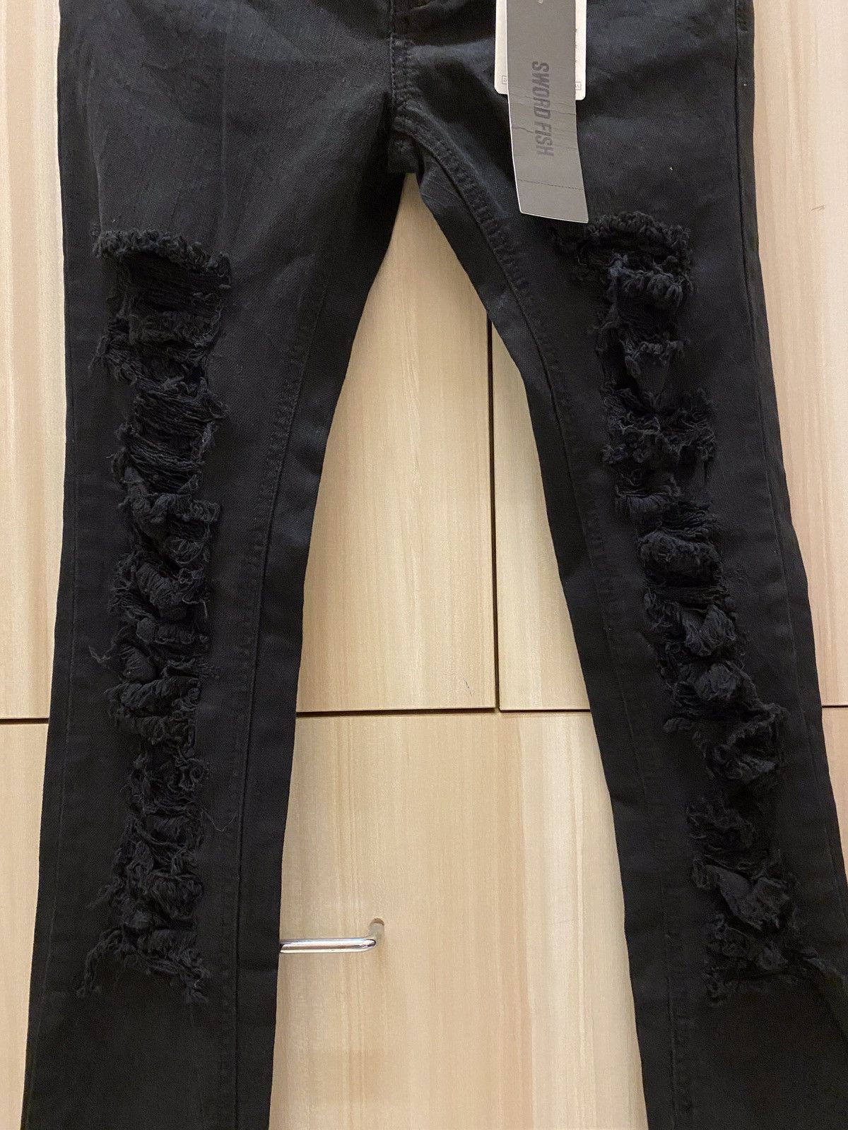 Japanese Brand Swordfish Studded Distressed Skinny Jeans Size 28" / US 6 / IT 42 - 2 Thumbnail