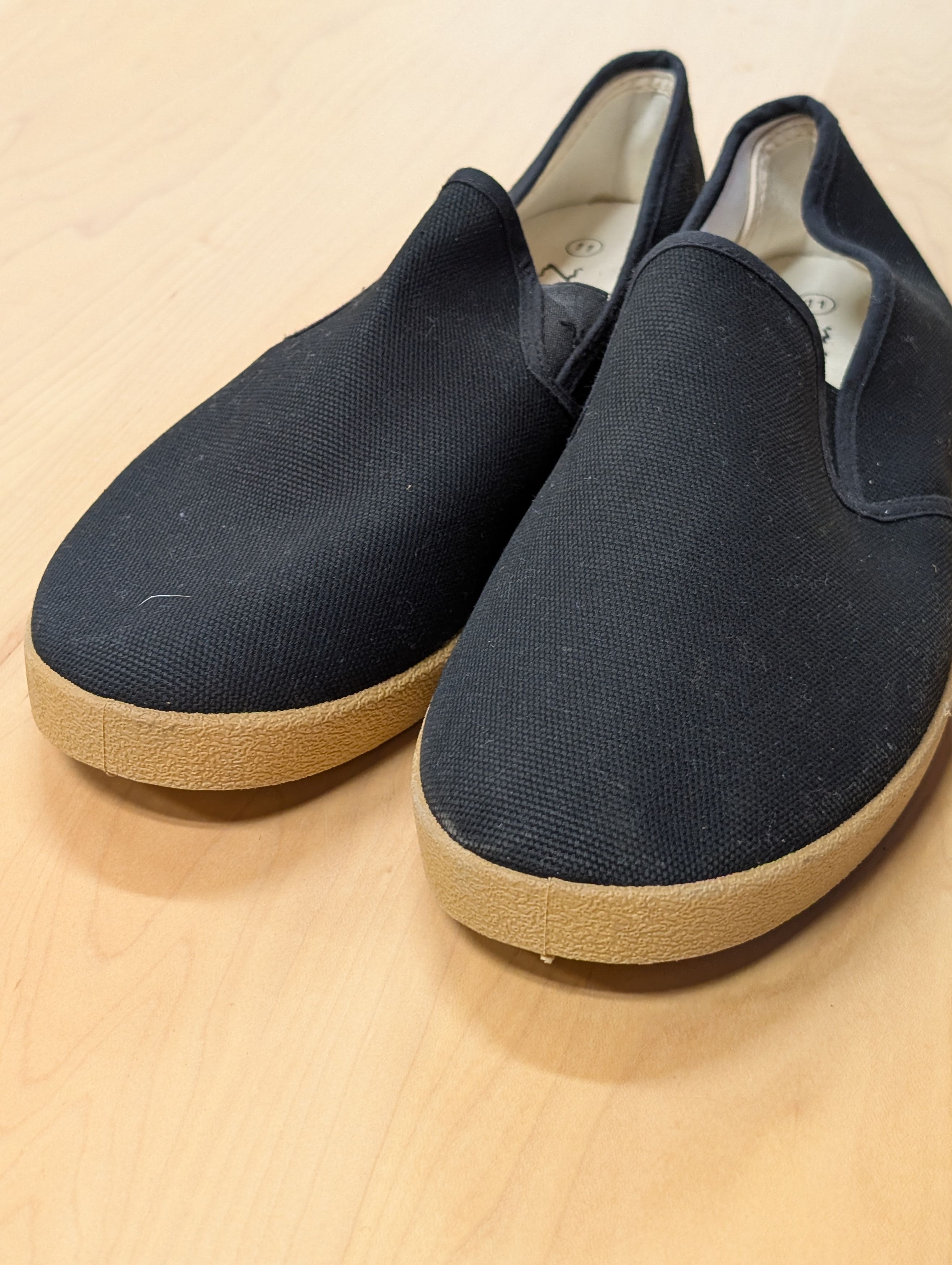 Other Zig Zag Wino Shoes-Black Slip-On Tan Sole -7206BK Size US 11 / EU 44 - 4 Thumbnail