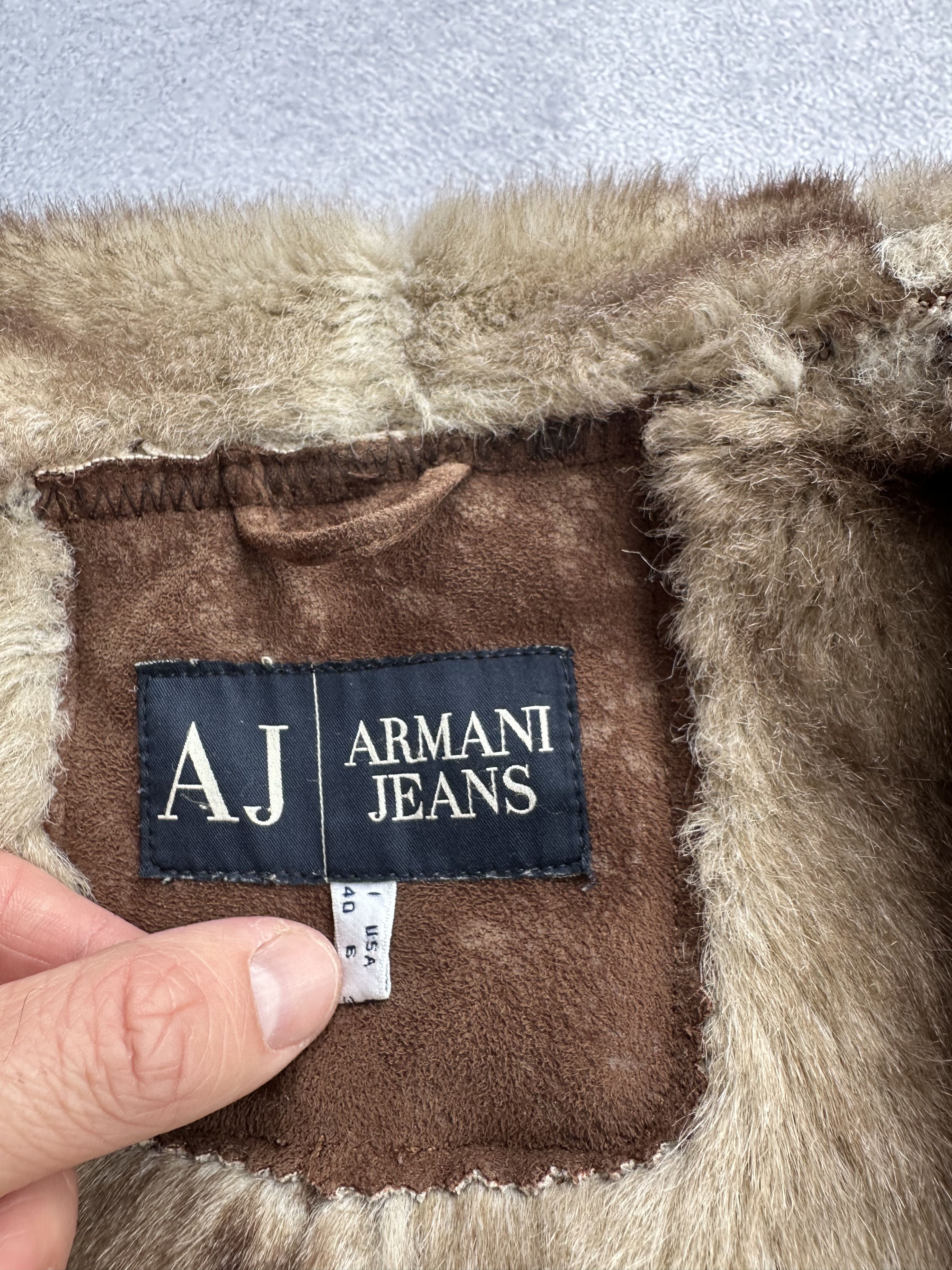 Armani × Japanese Brand × Vintage Vintage Armani Jeans Sheepskin Fur Woman Jacket Size M / US 6-8 / IT 42-44 - 6 Thumbnail