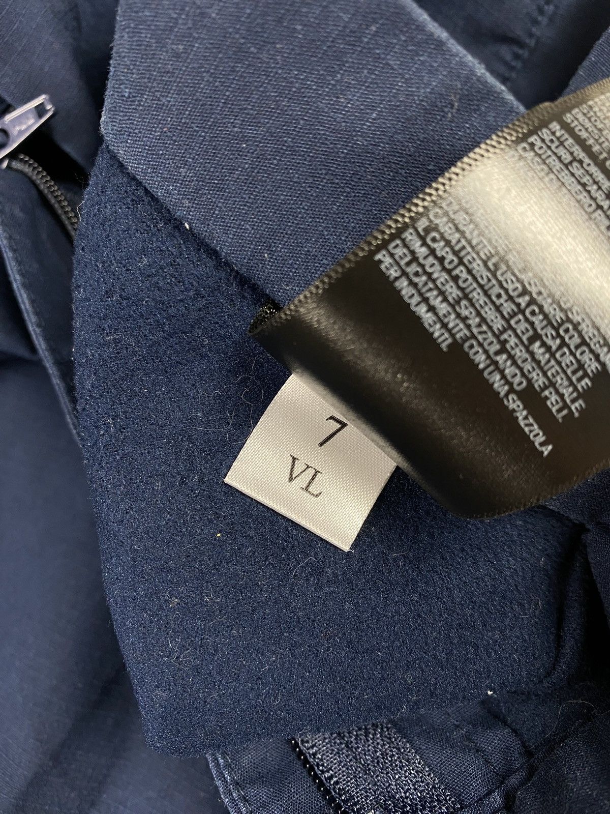 JW Anderson × Uniqlo J W Anderson Uniqlo men’s jogger pants size 30 - 33 Size US 32 / EU 48 - 17 Thumbnail