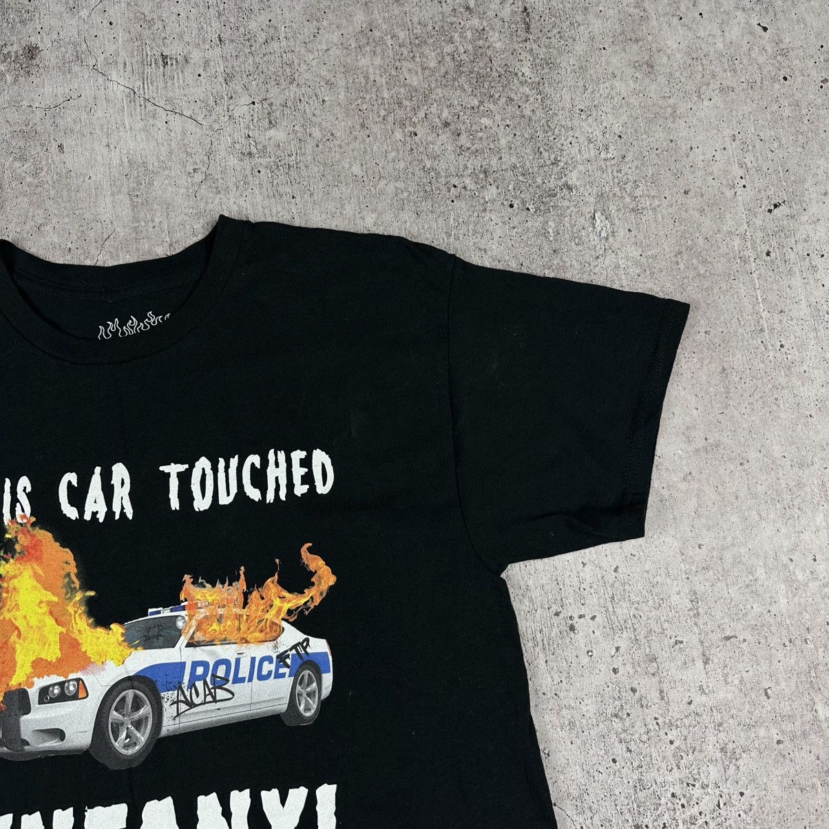 Vintage Vintage 'This Car Touched Fentanyl' Funny Tee Size US M / EU 48-50 / 2 - 8 Thumbnail