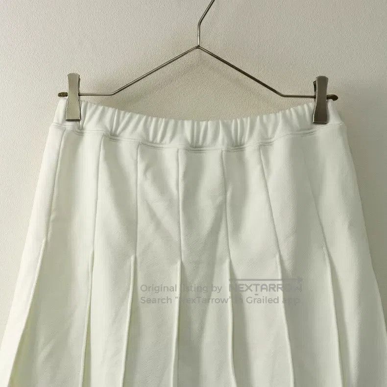 Comme des Garcons Comme des Garcons size S Classic pure white pleated skirt Size 23" - 3 Thumbnail