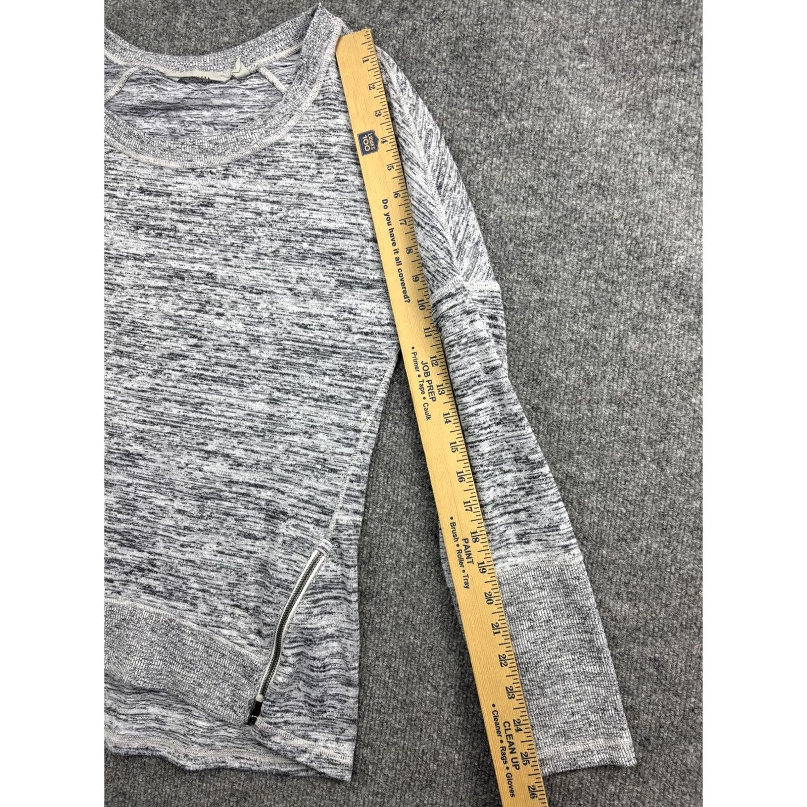 Athleta Athleta Sweatshirt Womens M Gray Heather Zip Pockets Pullover Long Sleeve Crew Neck Size M / US 6-8 / IT 42-44 - 6 Thumbnail