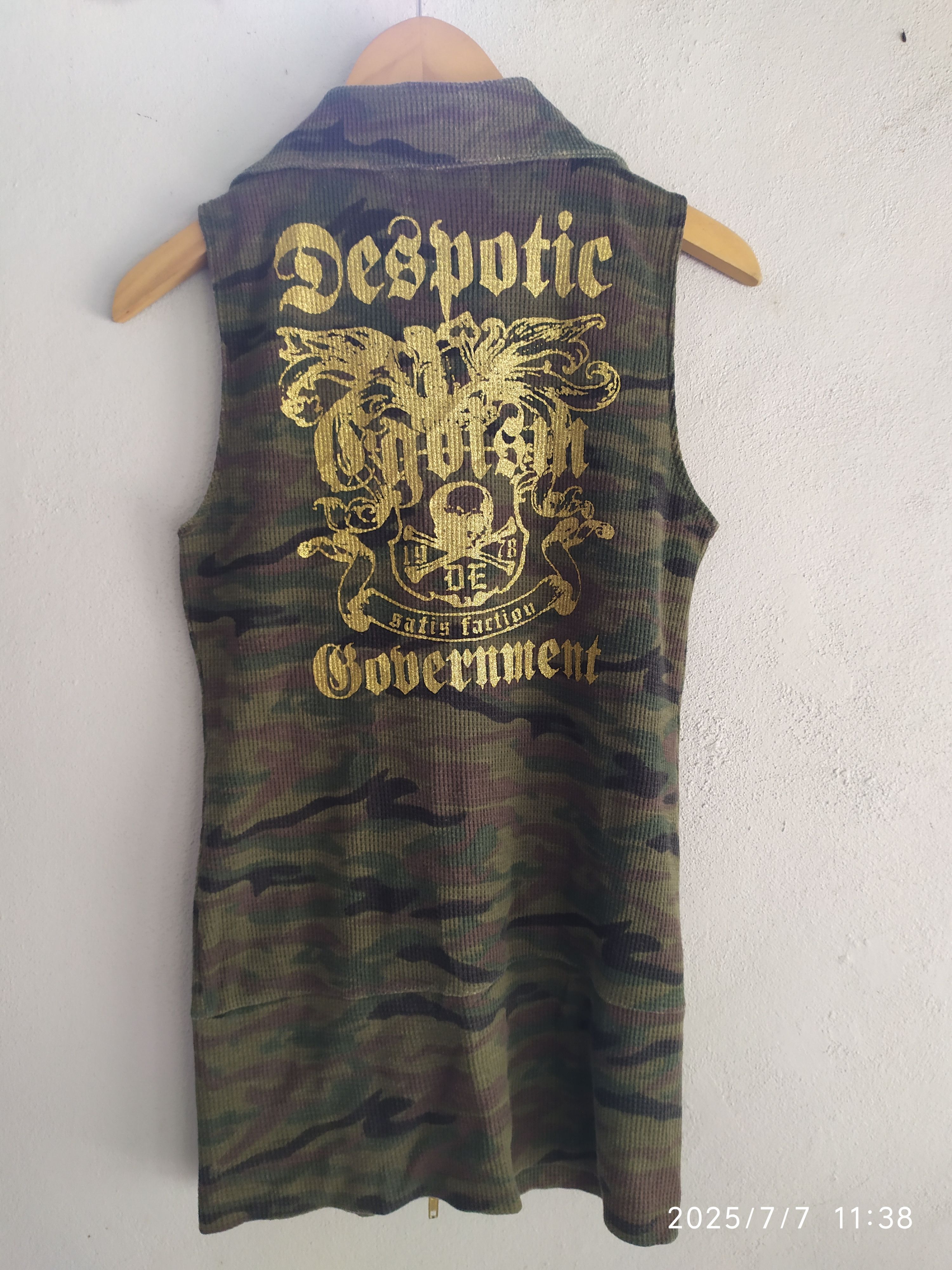If Six Was Nine Japanese Cleo Pearl camo Vest Shirt Size M / US 6-8 / IT 42-44 - 1 Thumbnail