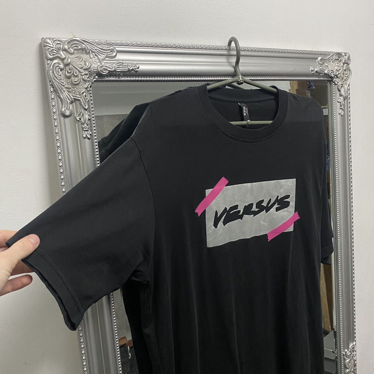 Versace Vintage Versace T Shirt Versus Size US L / EU 52-54 / 3 - 3 Thumbnail