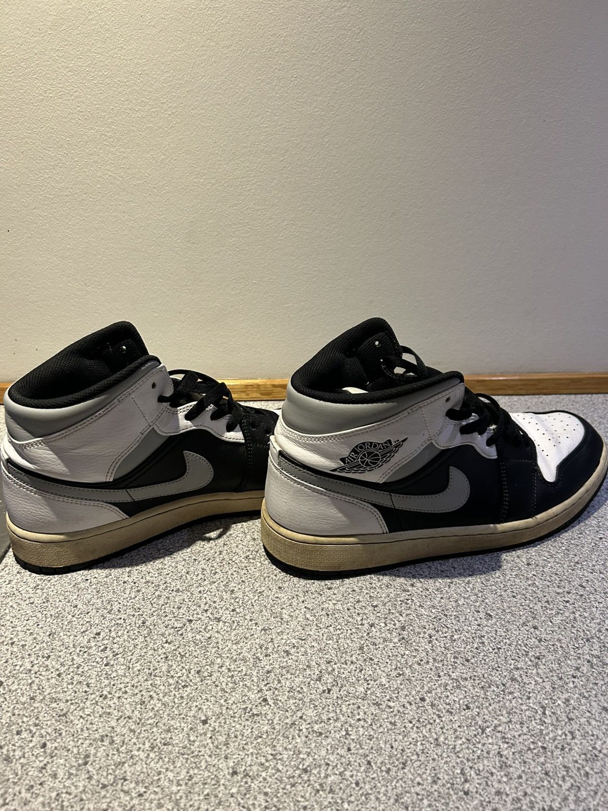 Jordan Brand × Nike Jordan 1 White Shadow mid Size US 12 / EU 45 - 3 Thumbnail