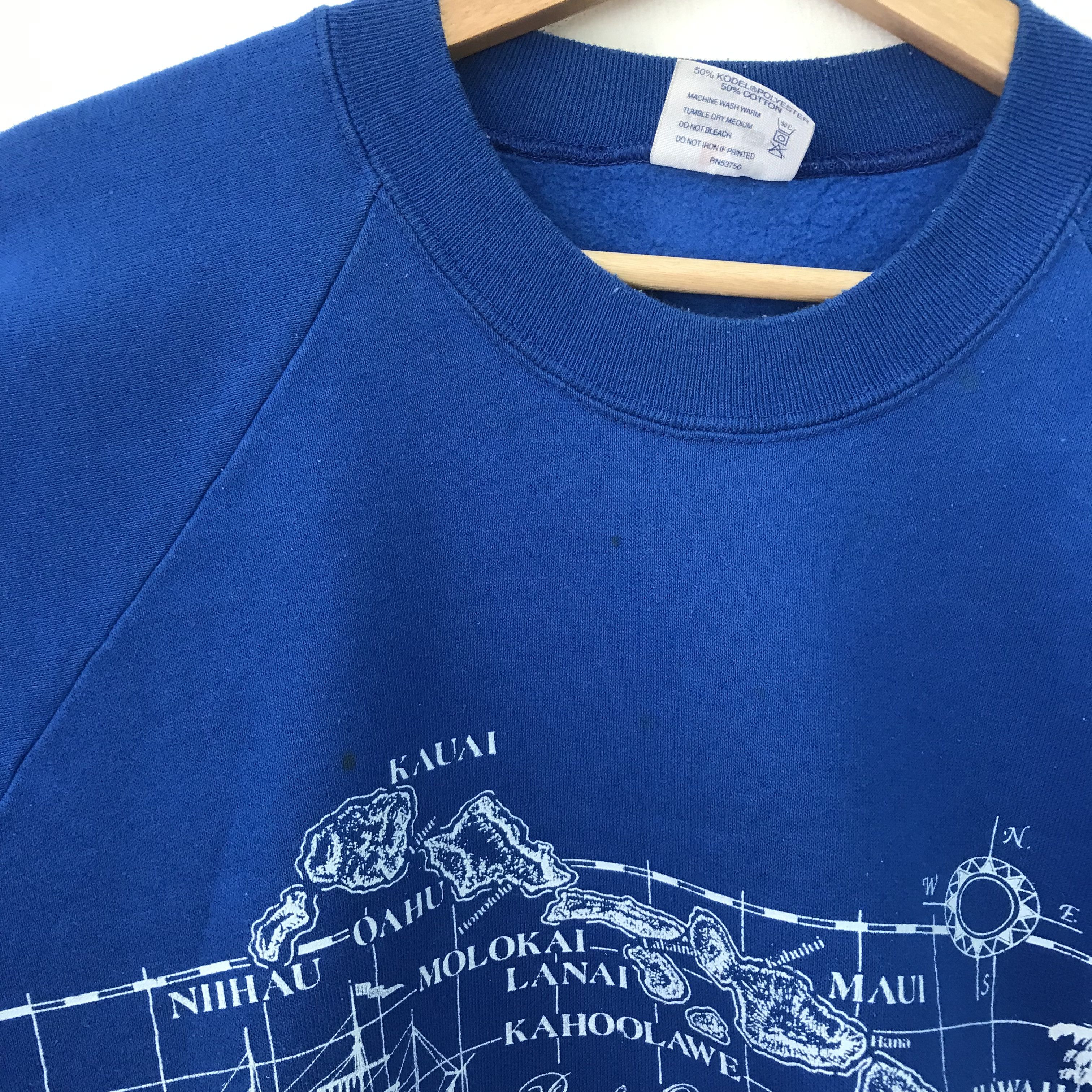 Vintage Vintage 90's The Island Of Hawaii Blue sweatshirt - 646 Size US M / EU 48-50 / 2 - 7 Thumbnail