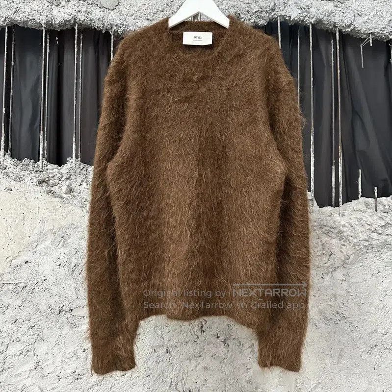 AMI AMI Brown Long Sleeve Pullover Sweater . Size L / US 10 / IT 46 - 1 Thumbnail