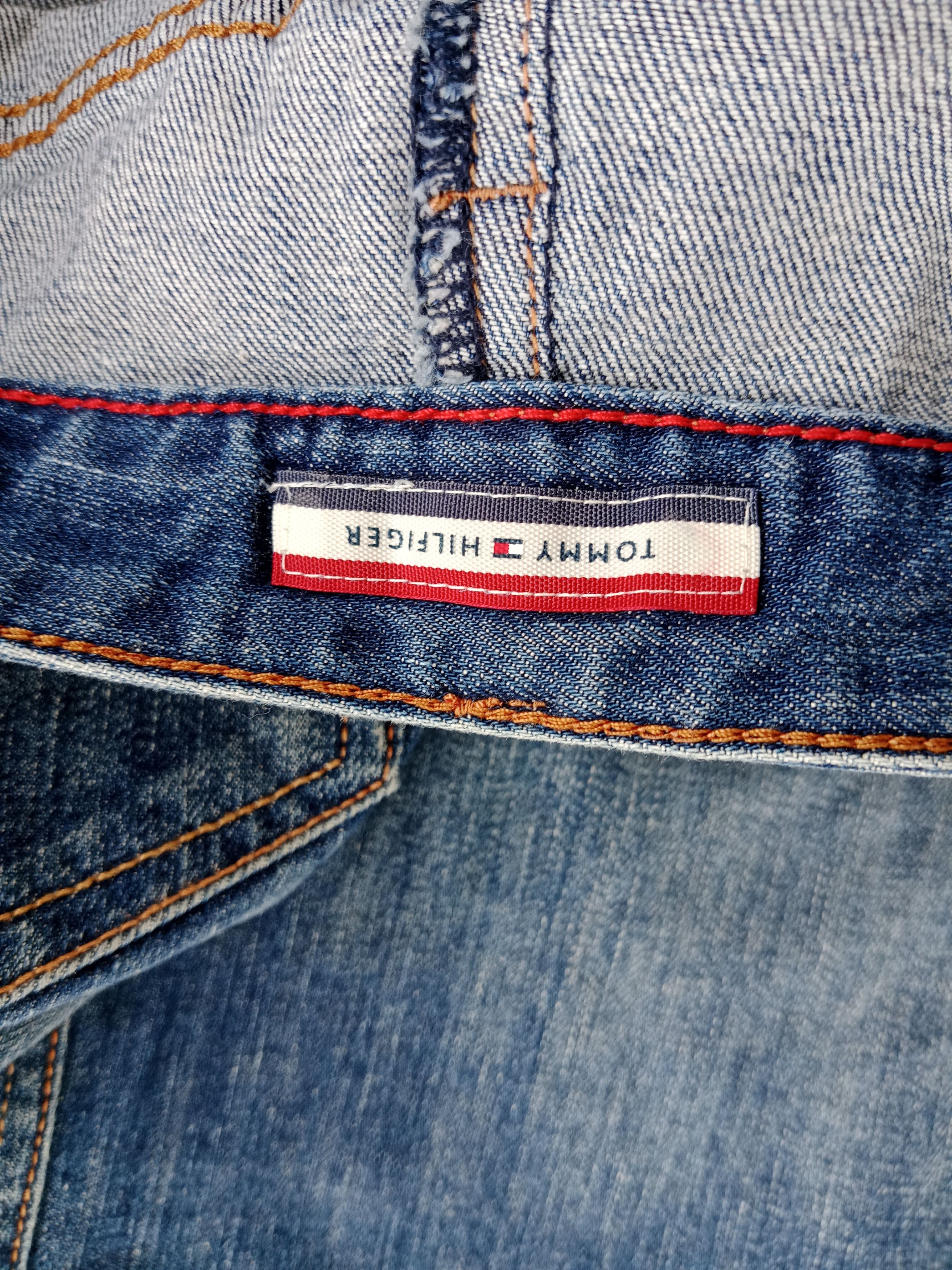 Tommy Hilfiger TOMMY HILFIGER Denim Mini Skirt Size 28" / US 6 / IT 42 - 7 Thumbnail