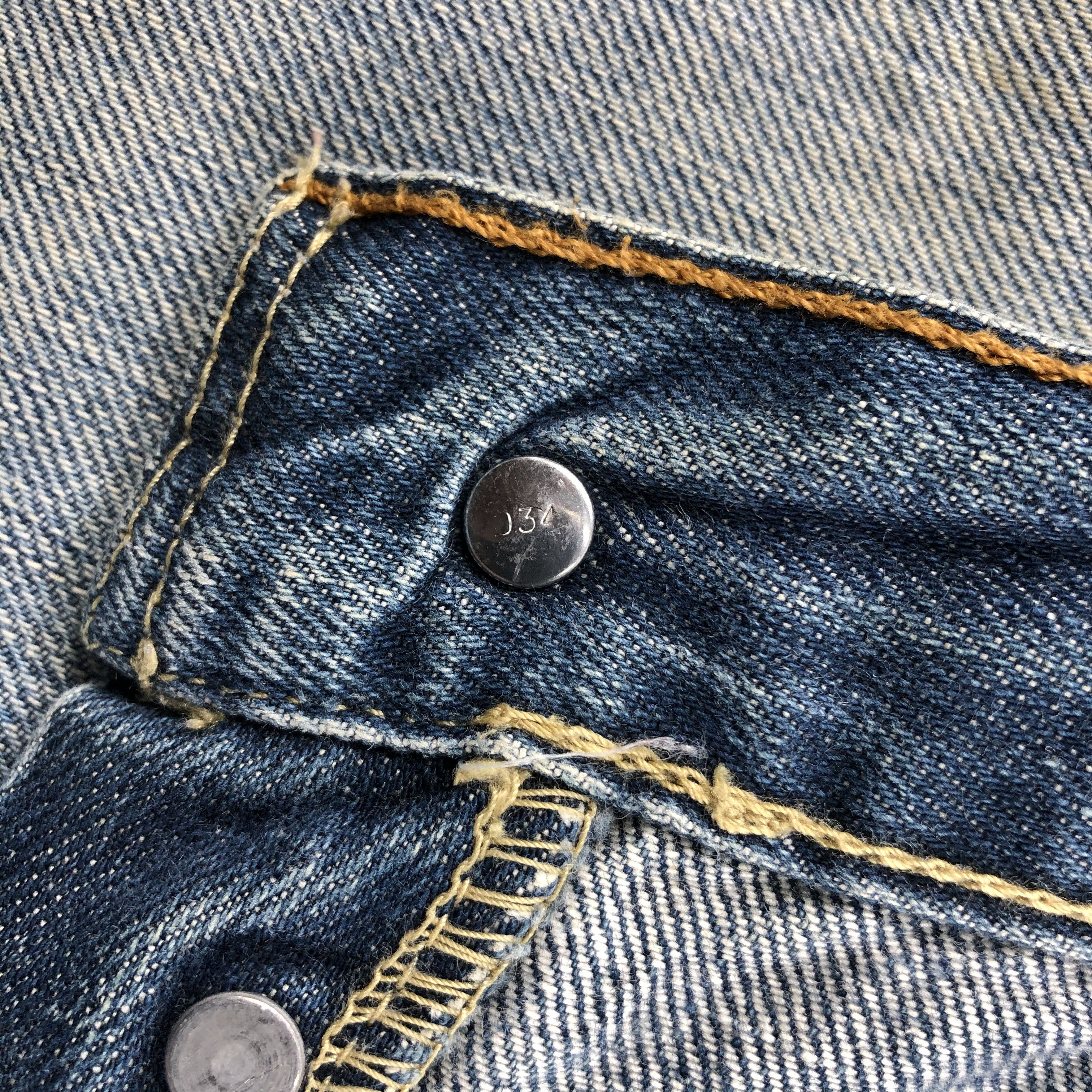 Levi's × Vintage Vintage Blue Wash Levis 501 Jeans-JM1392 Size US 33 - 9 Thumbnail