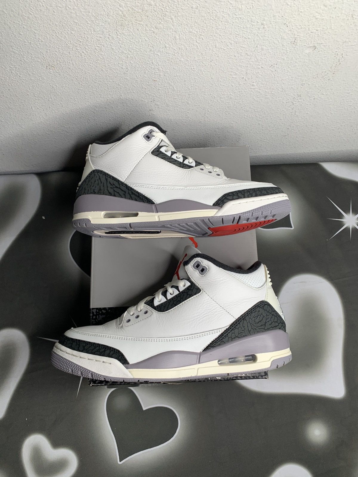 Jordan Brand Air Jordan 3 Retro Cement Grey Size US 9.5 / EU 42-43 - 2 Thumbnail