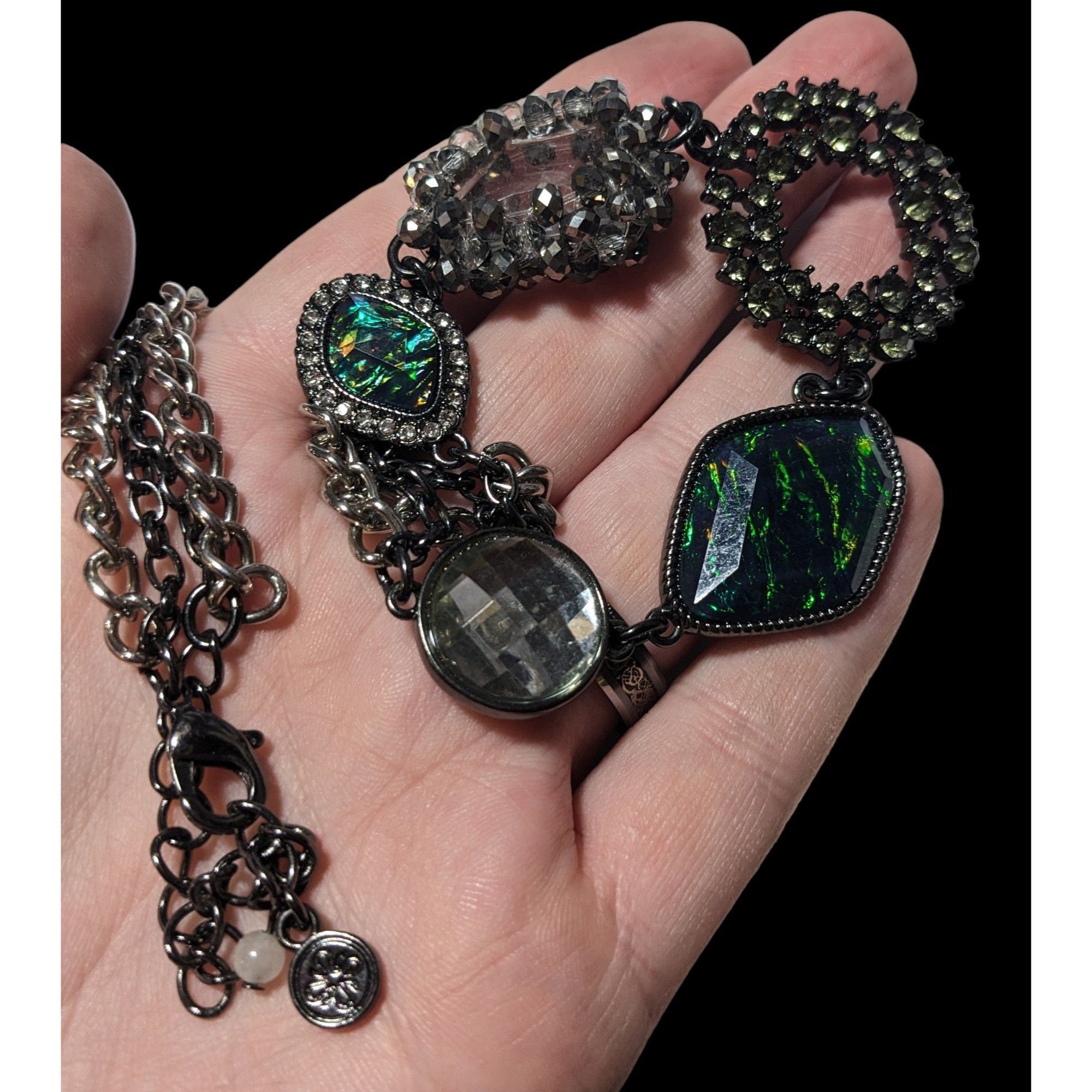 Vera Wang Simply Vera Green And Silver Abstract Necklace Size ONE SIZE - 3 Thumbnail