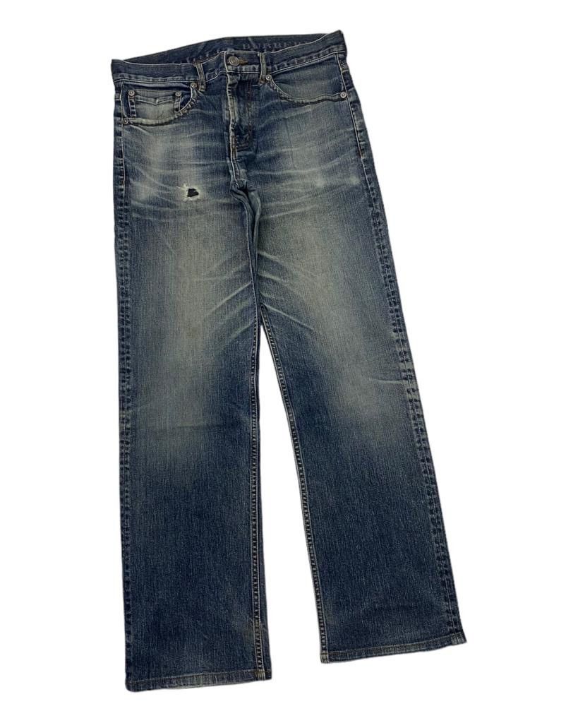 Burberry BURBERRY DISTRESSED DENIM JEANS Size US 31 - 3 Thumbnail