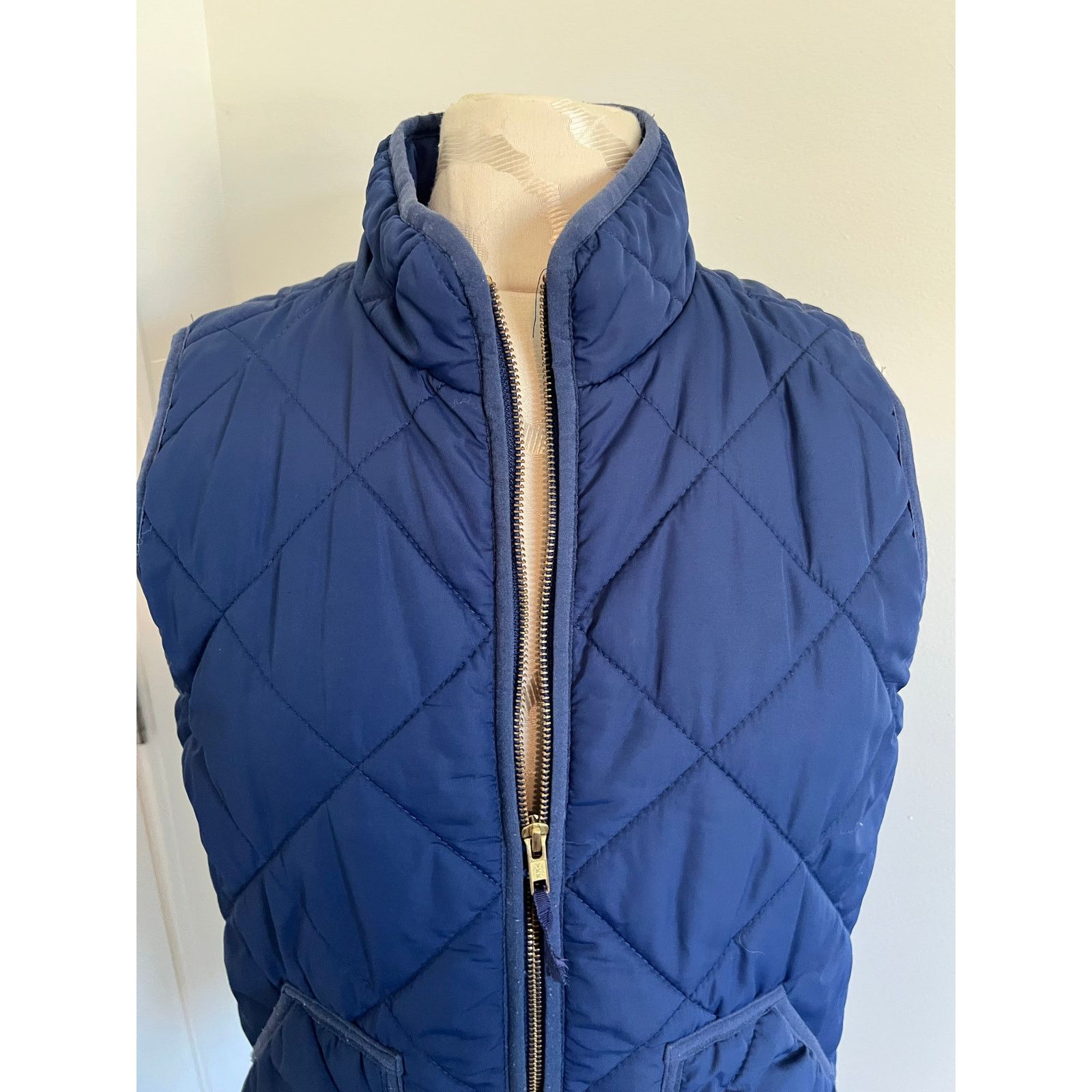 J.Crew J.Crew Full Zip Puffer Sleeveless Vest Medium Size M / US 6-8 / IT 42-44 - 9 Thumbnail