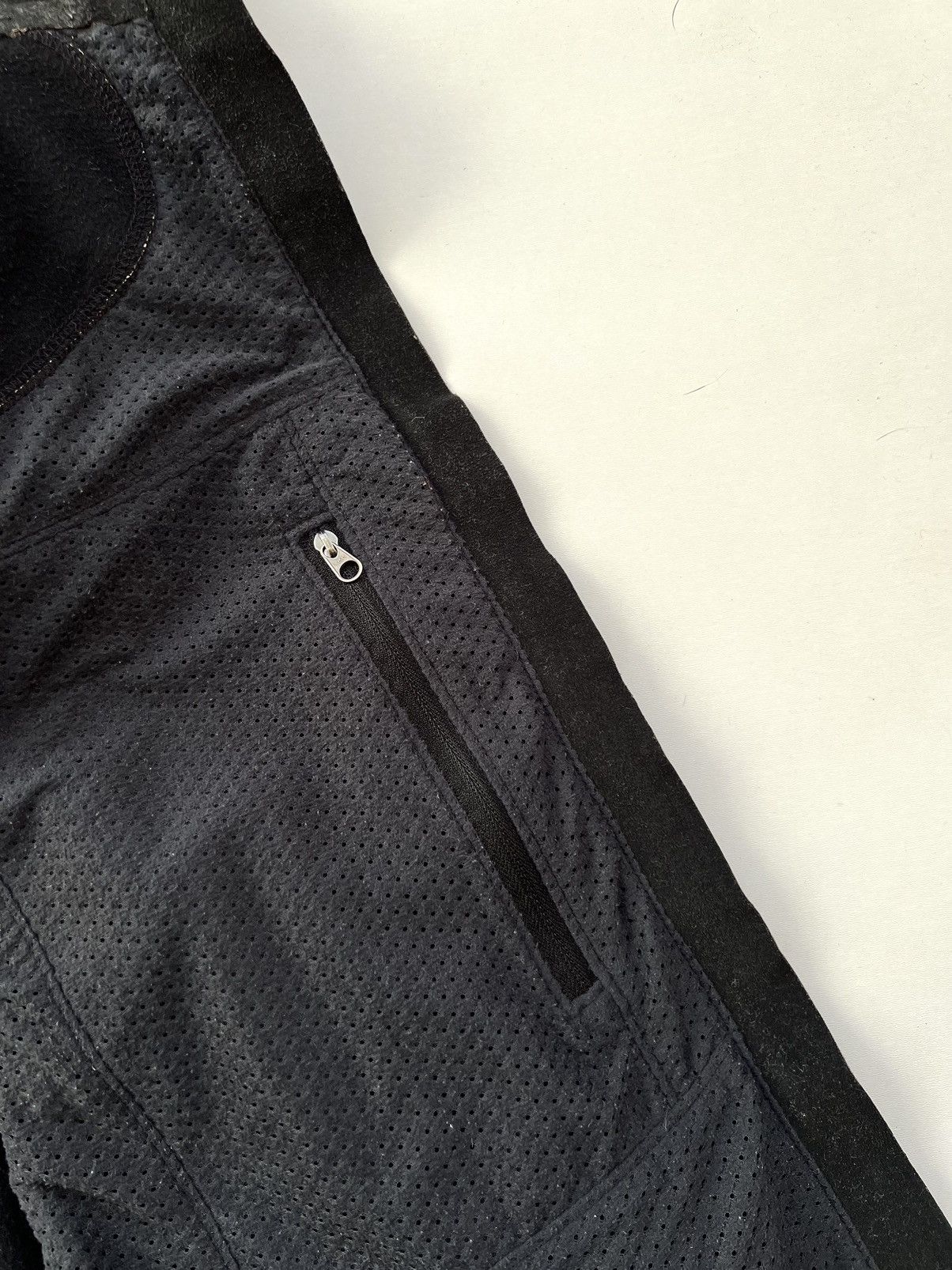 Mountain Hardwear Vintage 00s Mountain Hardware Conduit Softshell Jacket Size US S / EU 44-46 / 1 - 14 Thumbnail
