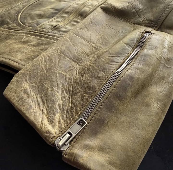 Maison Margiela SS2010 Maison Margiela Buffalo Leather Jacket Size US S / EU 44-46 / 1 - 4 Thumbnail