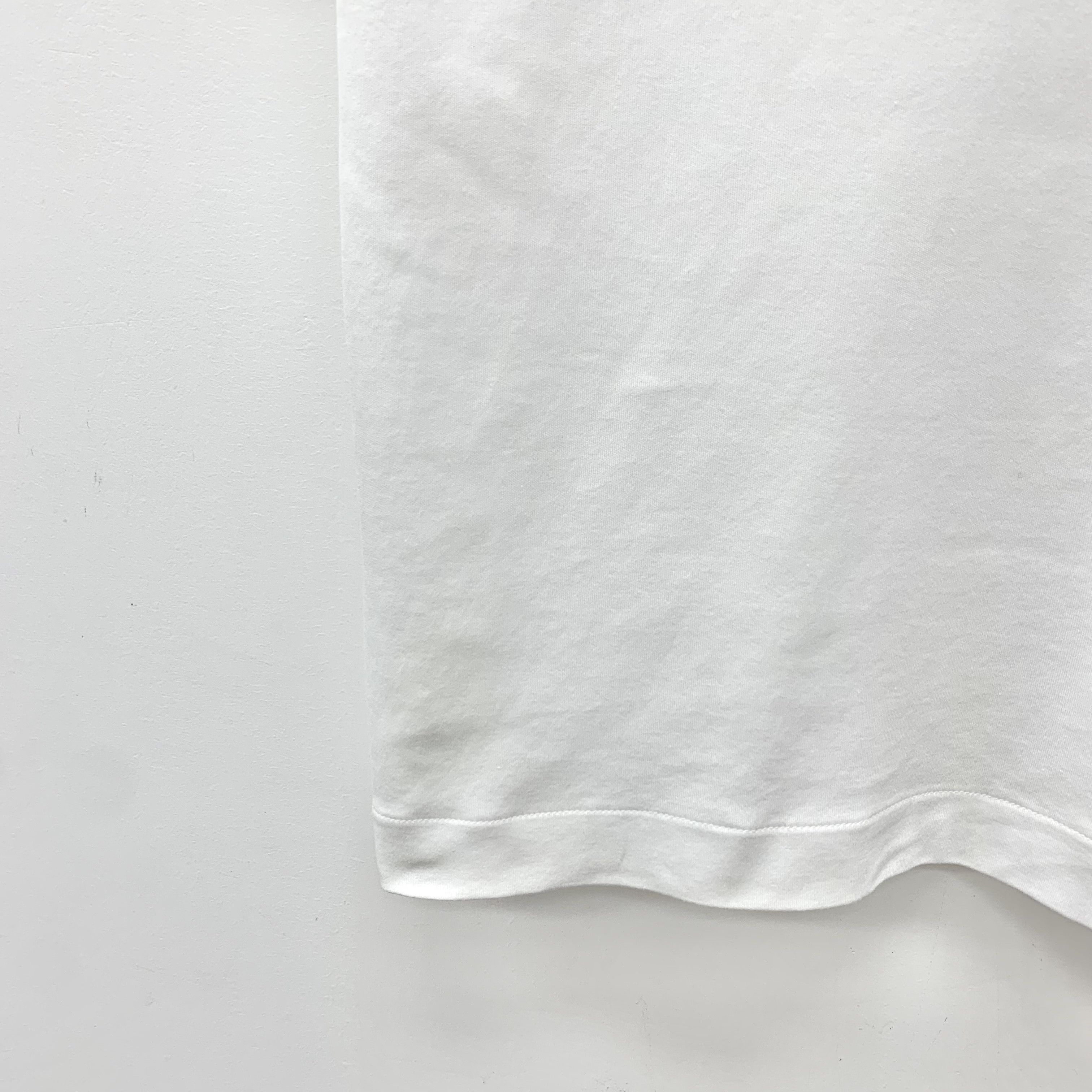 Louis Vuitton Louis Vuitton T-Shirt – White Cotton Gold Accents (Size M) Size M / US 6-8 / IT 42-44 - 7 Thumbnail